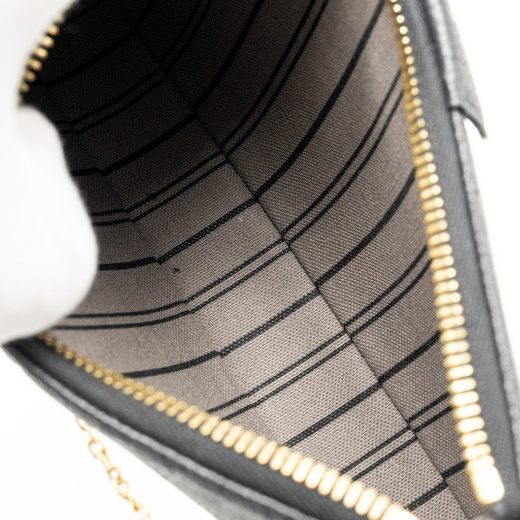 louis-vuitton-easy-pouch-on-strap-empreinte-monogram-black-ghw