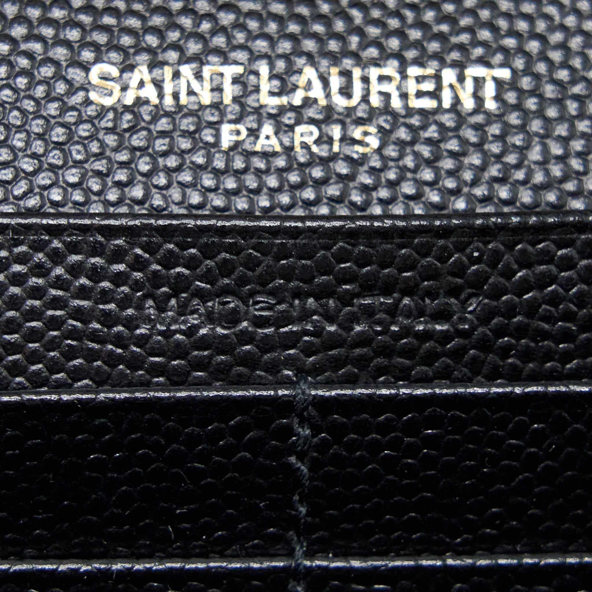 saint-laurent-wallet-on-chain-grained-calfskin-black-ghw