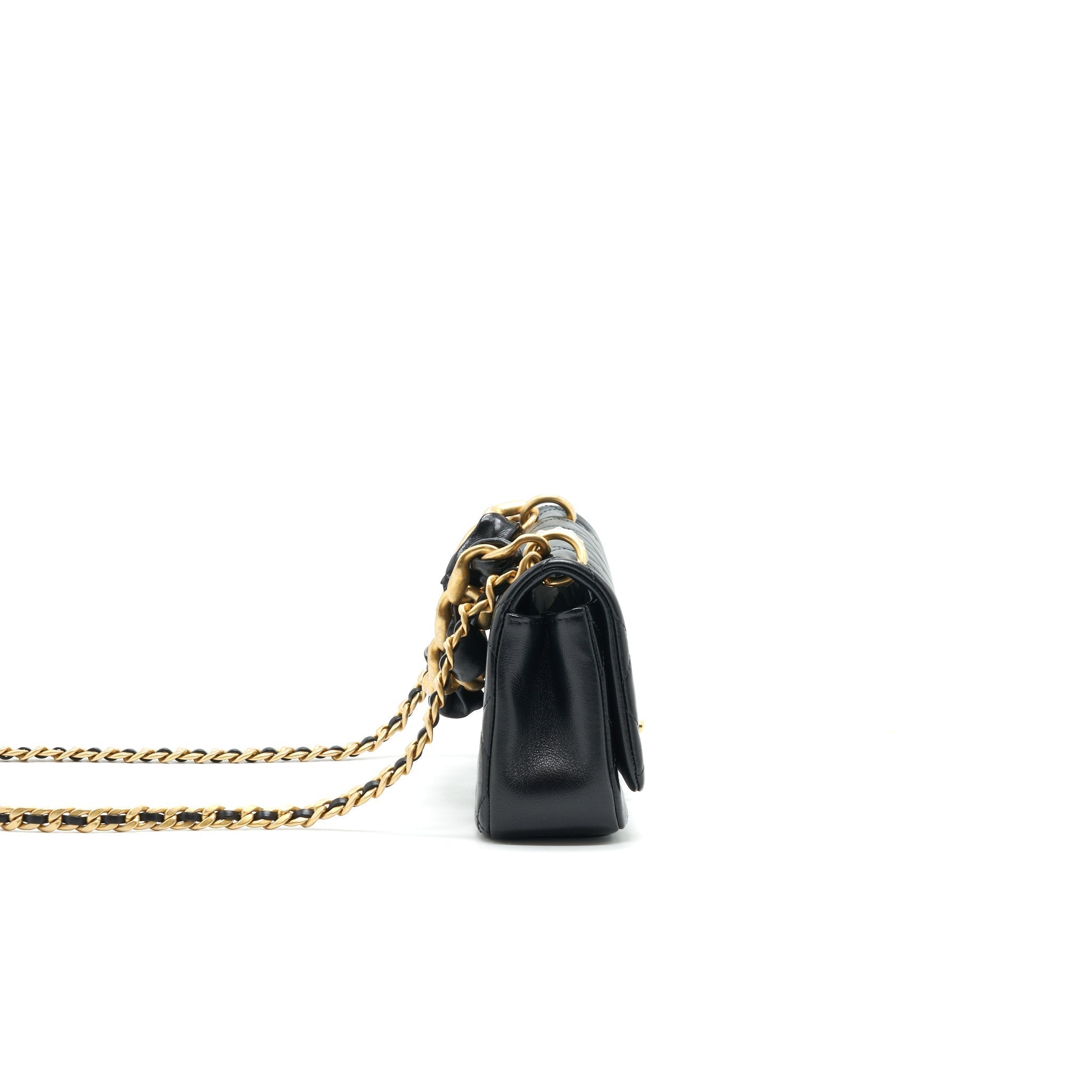 chanel-shiny-lambskin-flap-bag-black-ghw