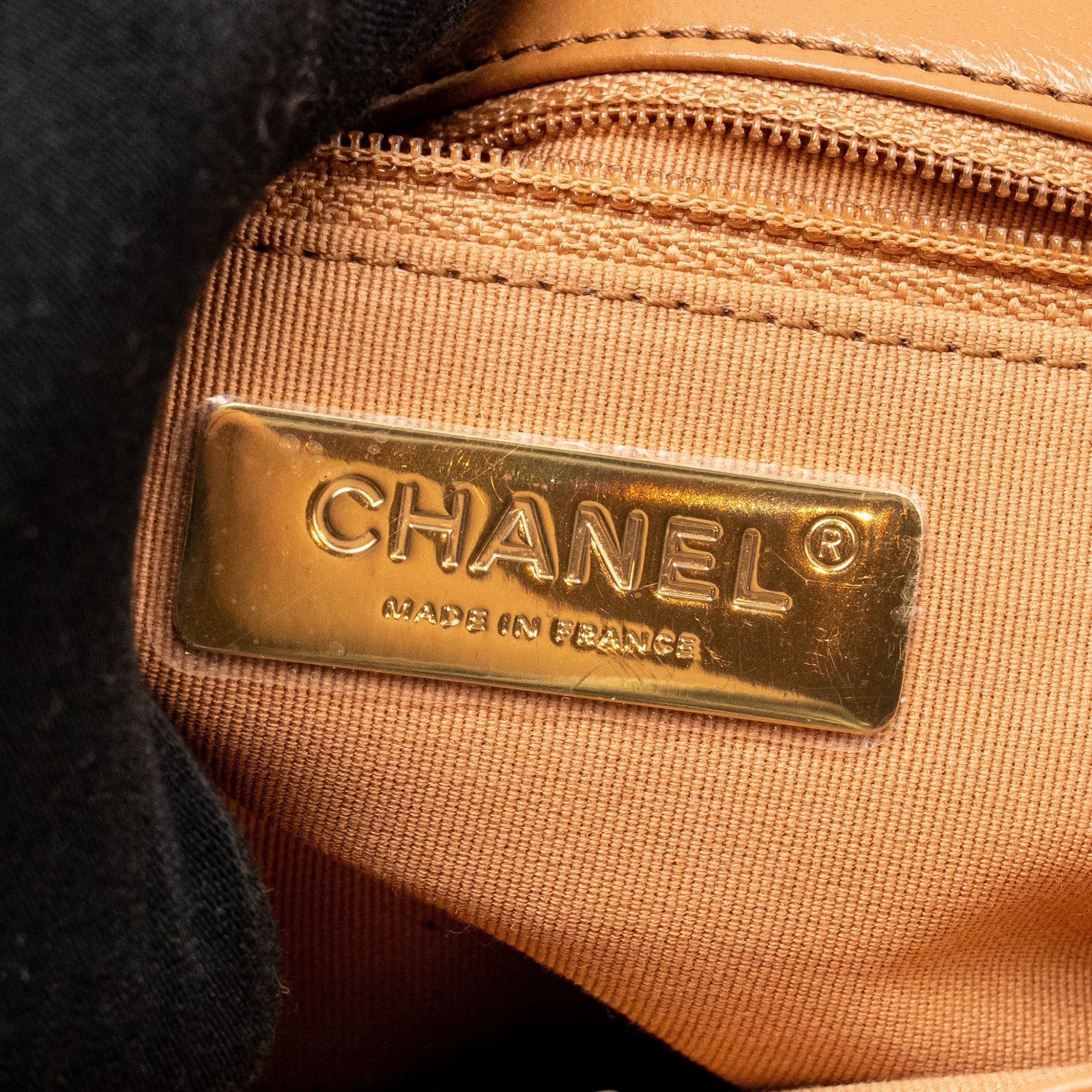 chanel-small-19-bag-lambskin-caramel-multicoloured-hardwaremicrochip