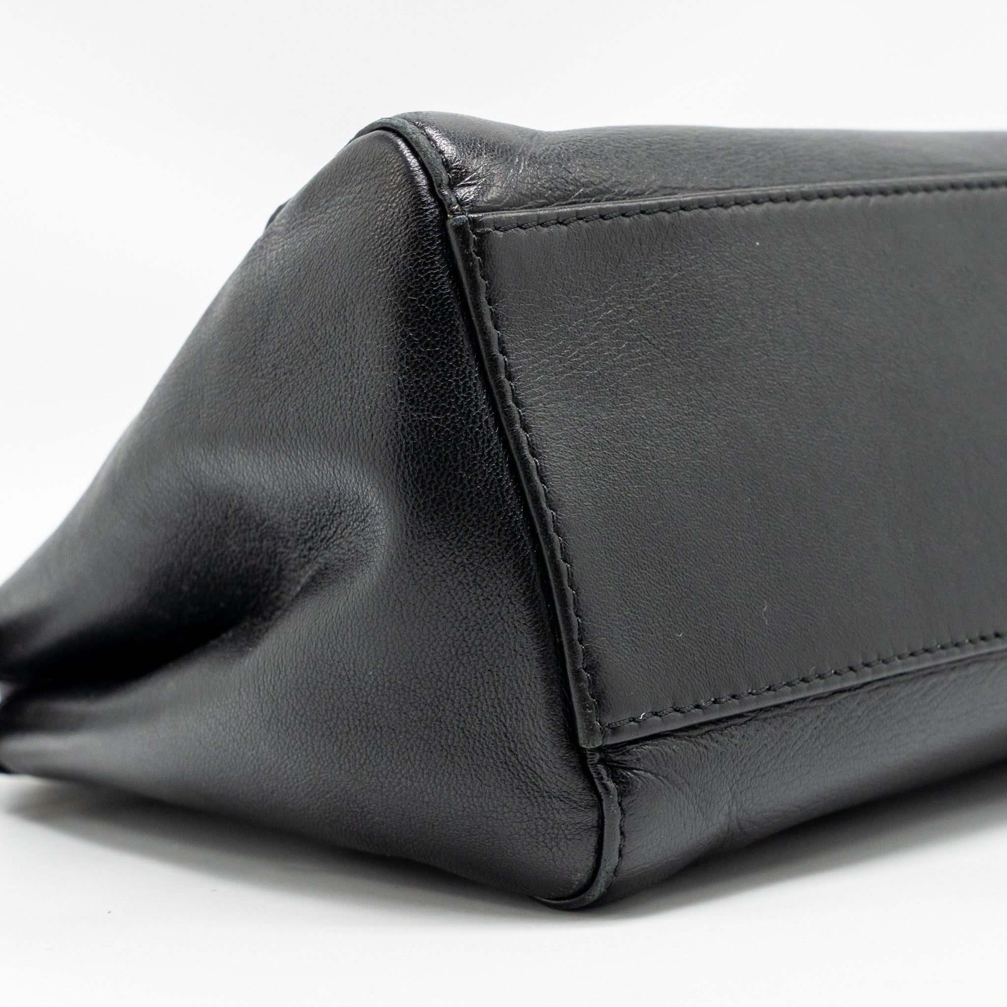 fendi-mini-peekaboo-lambskin-black-ghw-1
