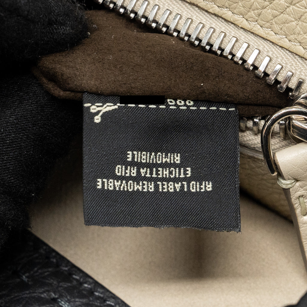 fendi-medium-peekaboo-bag-selleria-leather-shw