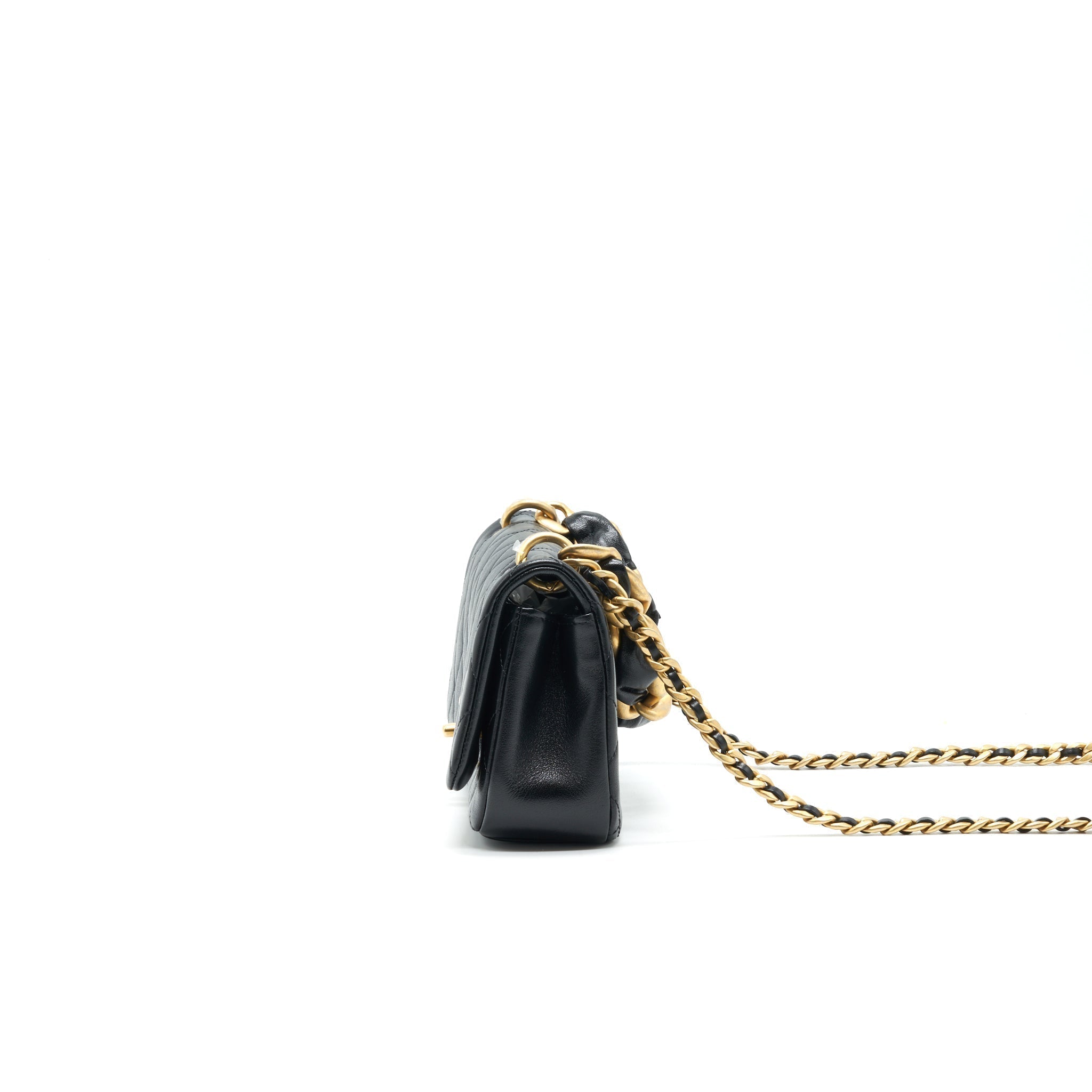 chanel-shiny-lambskin-flap-bag-black-ghw