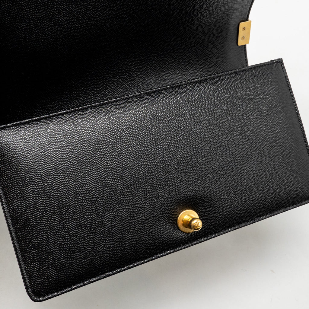 chanel-medium-classic-boy-bag-caviar-black-ghw-2