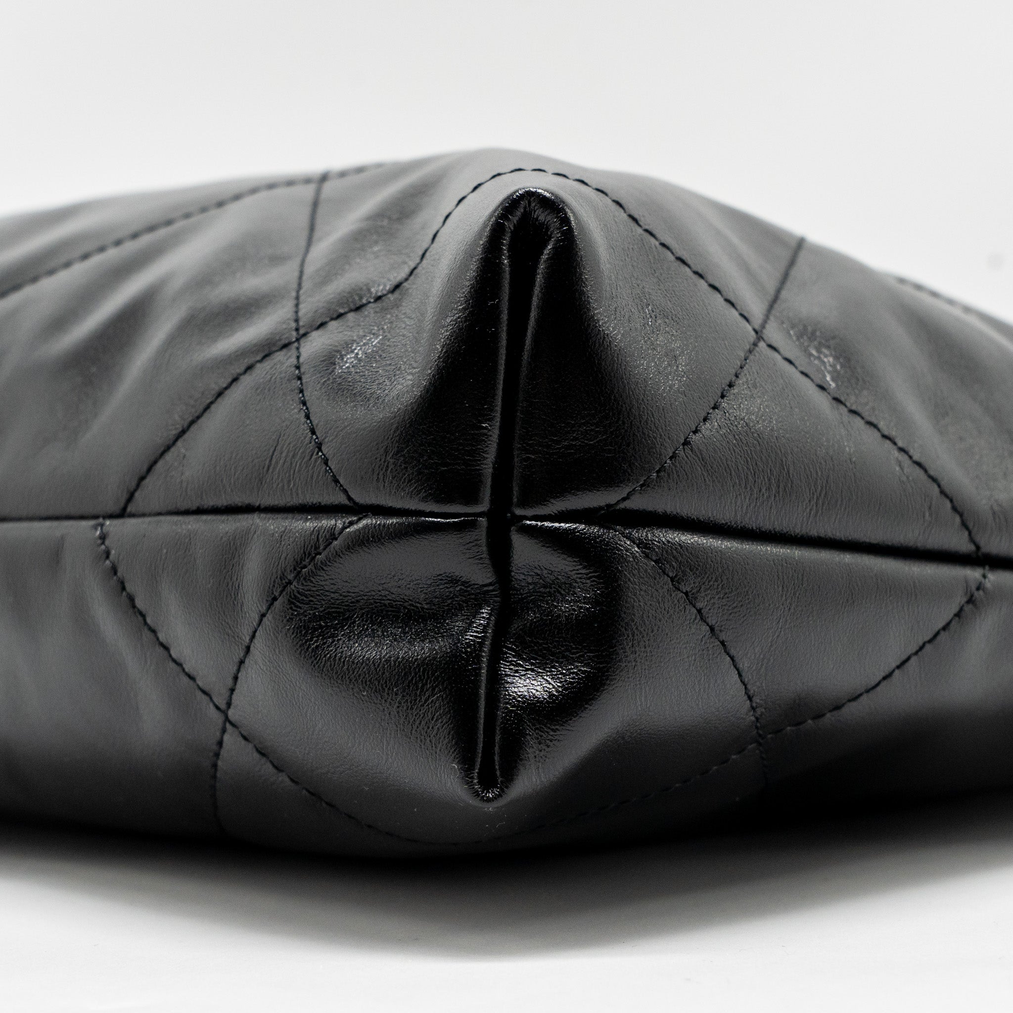 chanel-small-coco-handle-with-lizard-embossed-handle-caviar-black-lghw-microchip-copy