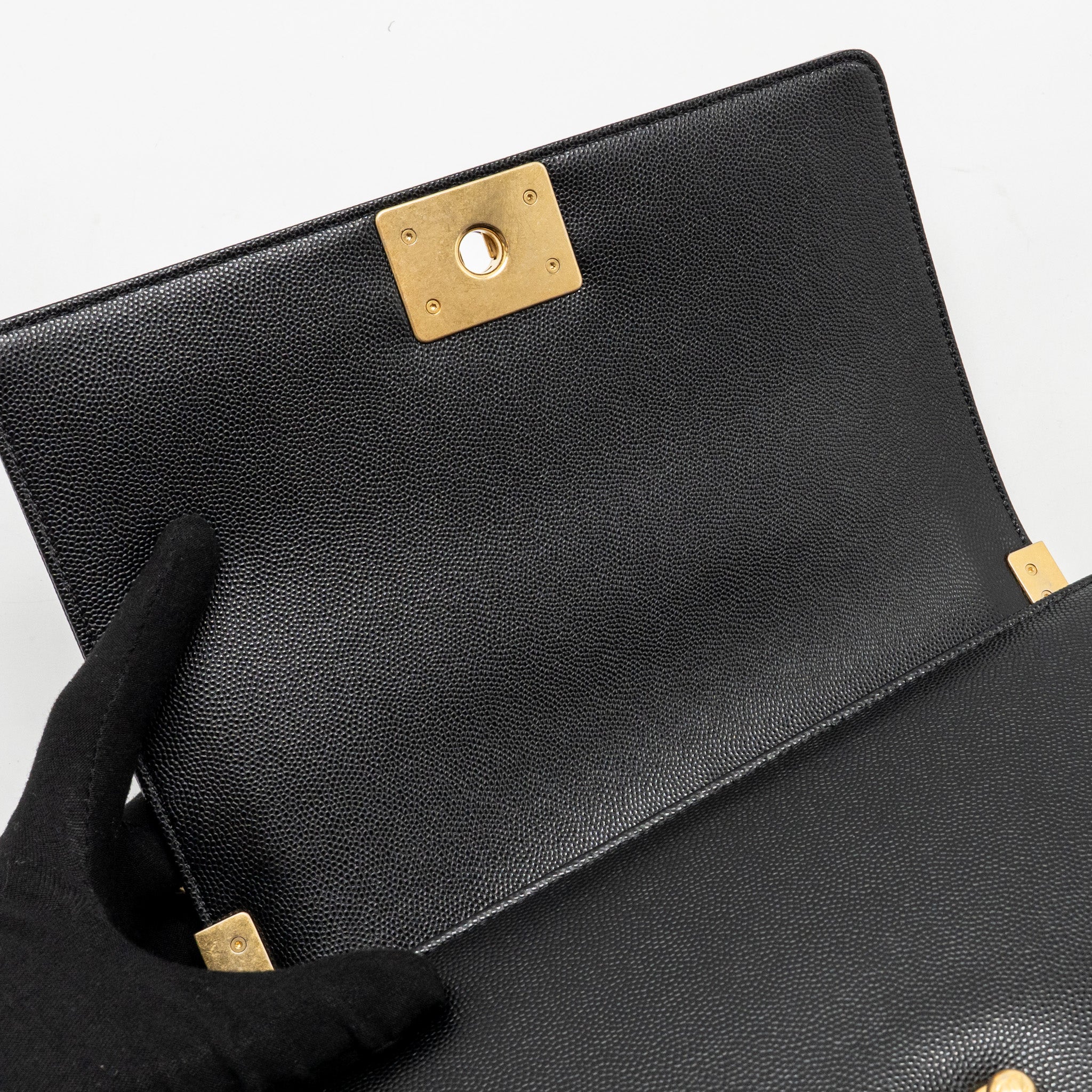 chanel-medium-classic-boy-bag-caviar-black-ghw-2