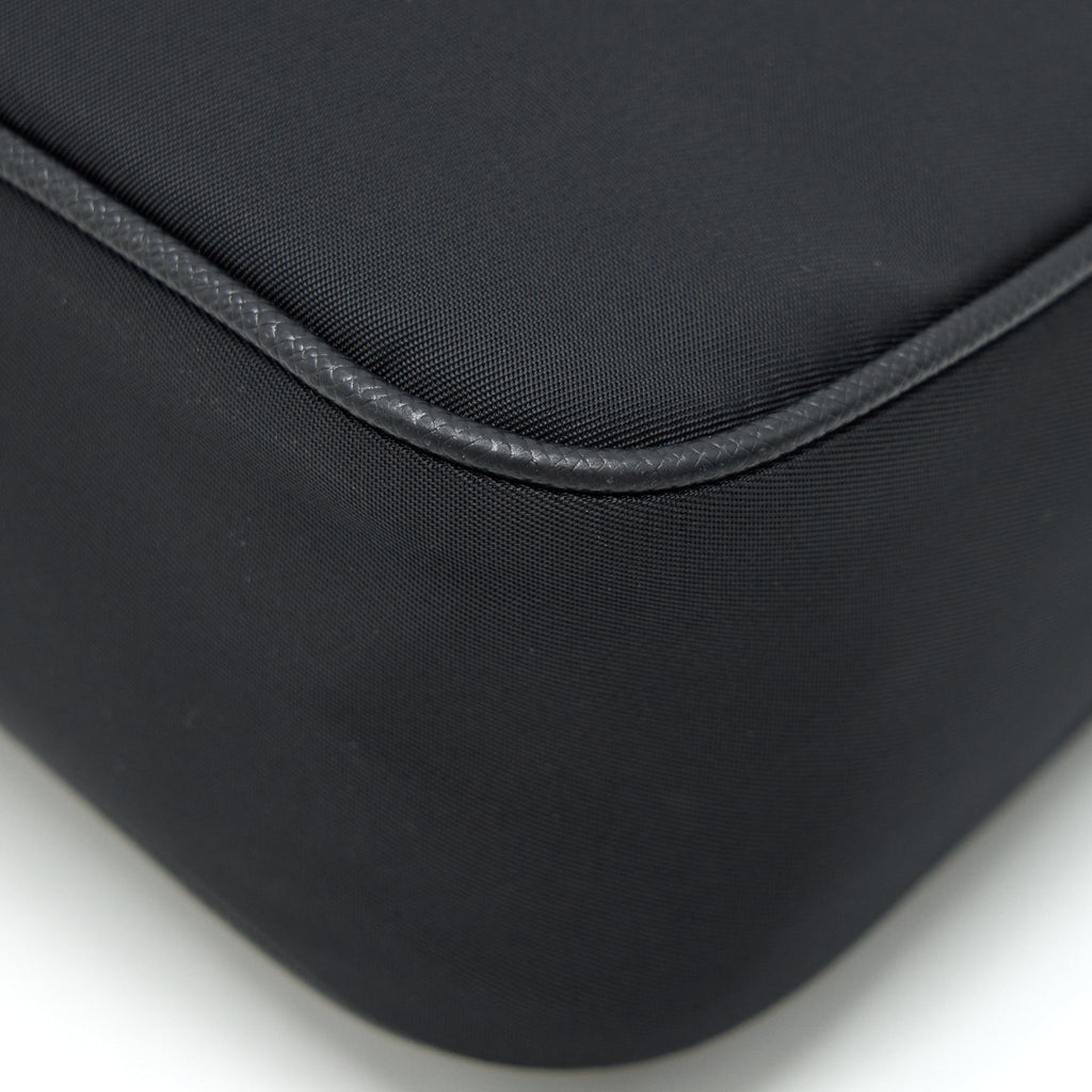 prada-reedition-2005-black-shw-1
