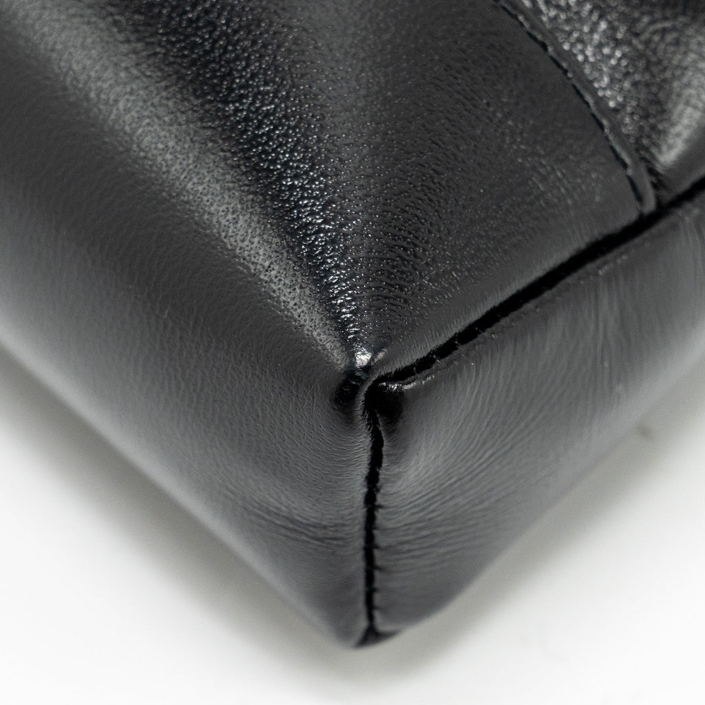 chanel-mini-31-clutch-with-chain-shiny-lambskin-black-lghwmicrochip
