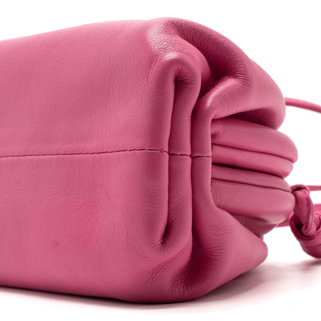 bottega-veneta-mini-pouch-calfskin-pink-shw