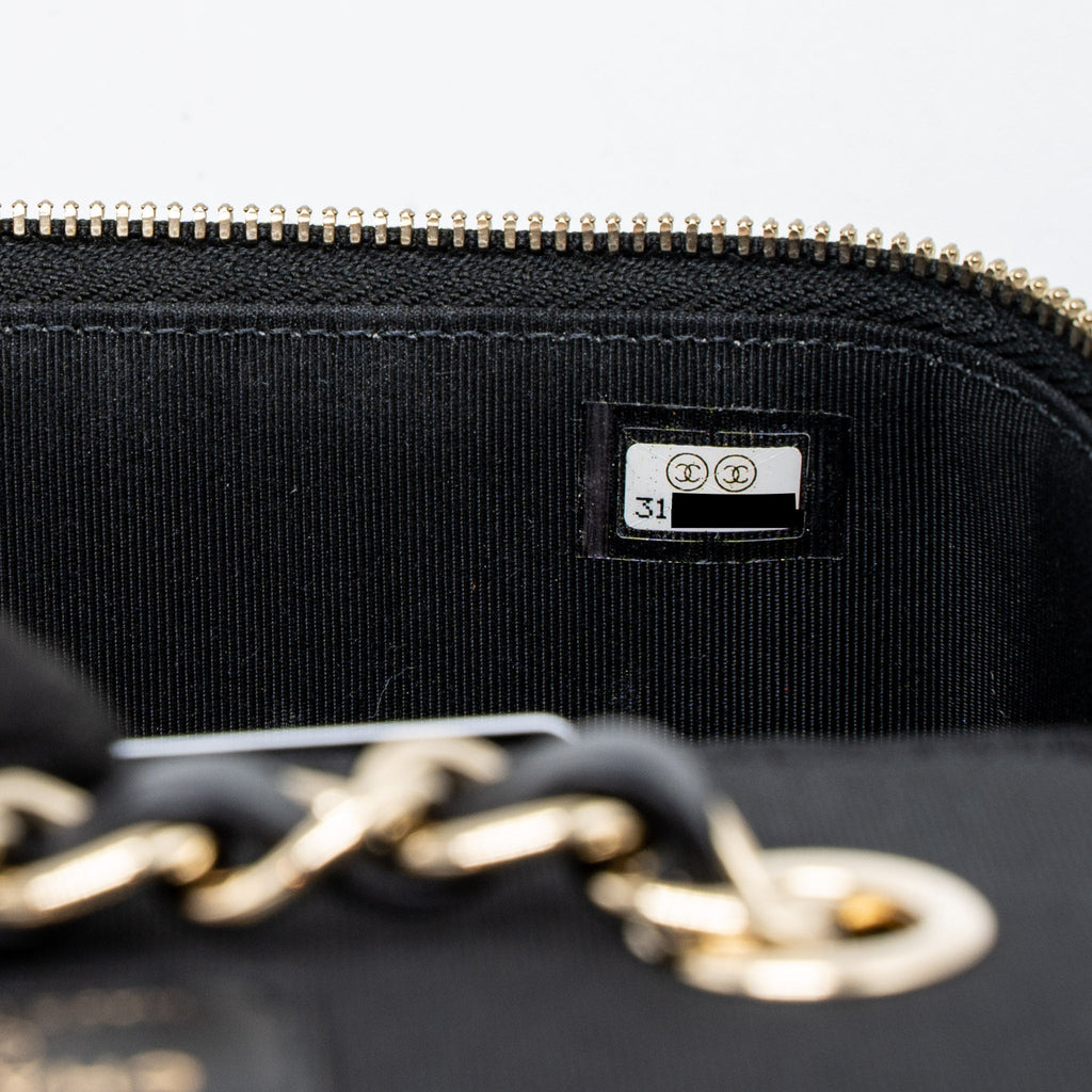 chanel-long-vanity-with-giant-chain-tweed-lambskin-black-lghw