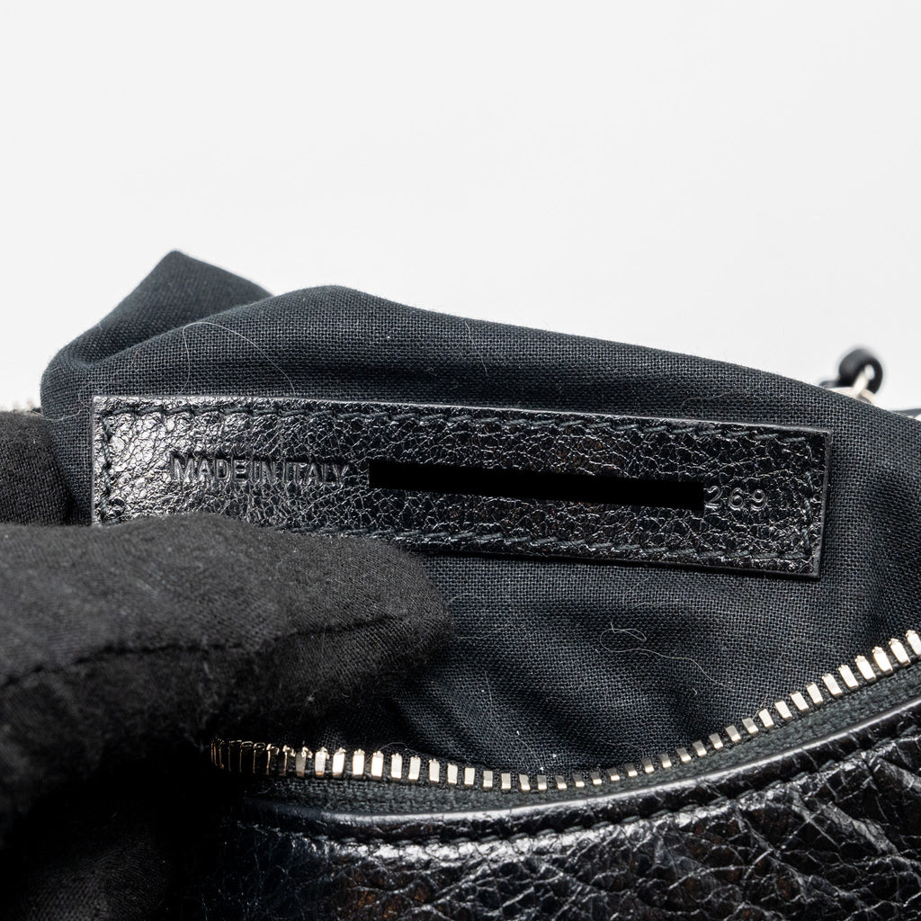 balenciaga-le-cargole-small-shoulder-bag-lambskin-black-shw-1