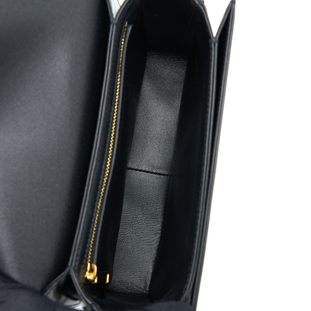 celine-teen-triomphe-bag-in-shiny-calfskin-black-ghw