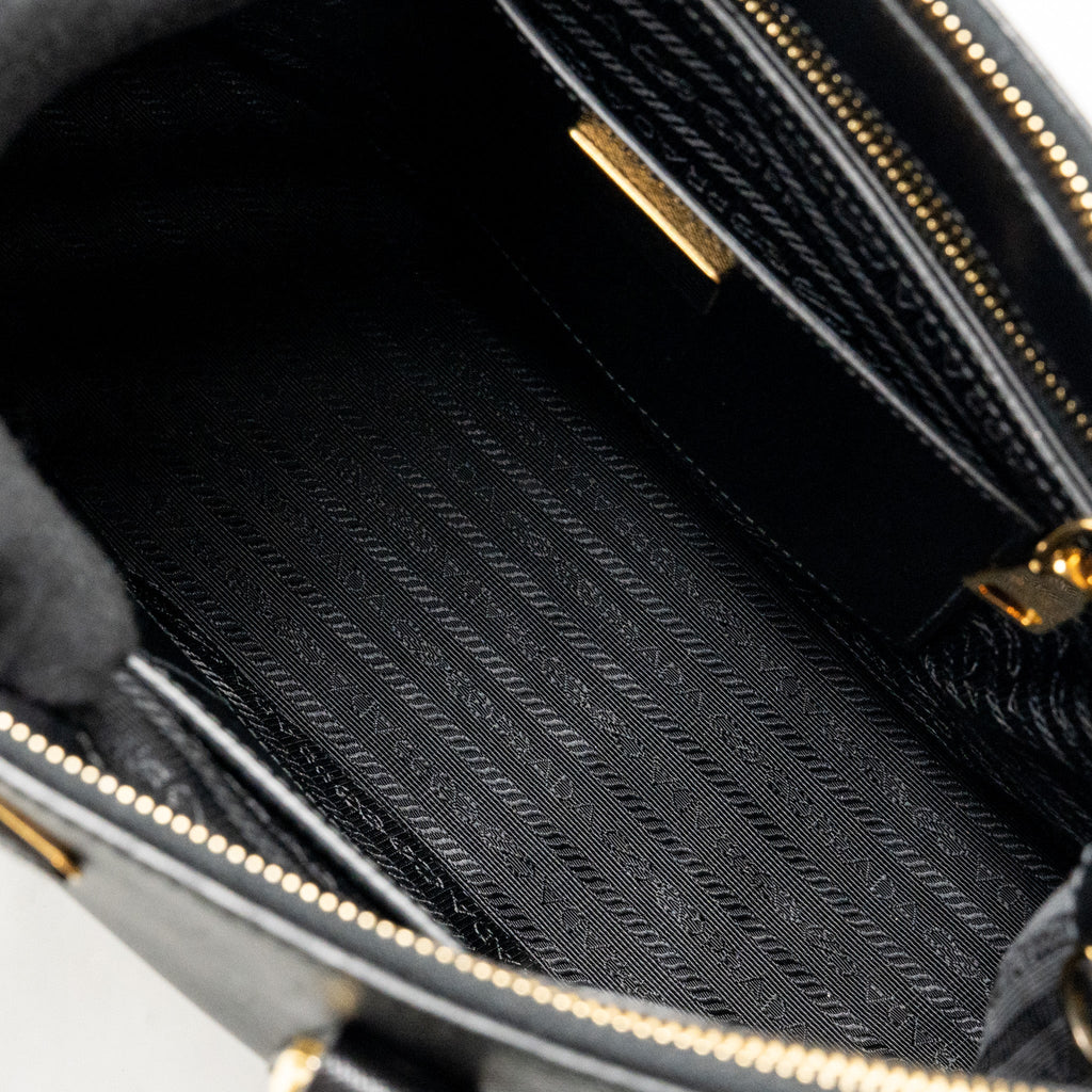 prada-large-saffiano-tote-bag-leather-black-ghw-1