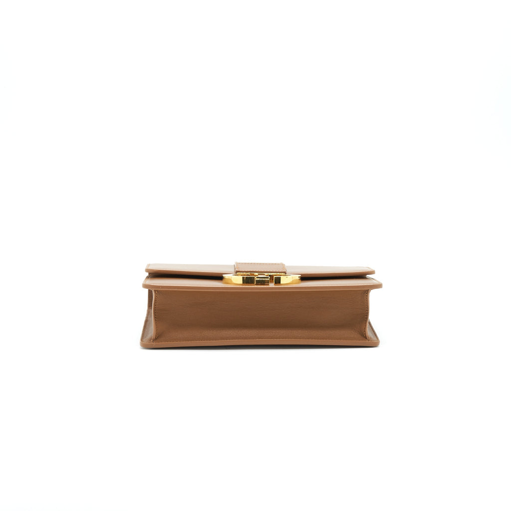 dior-30-montaigne-medium-bag-calfskin-caramel