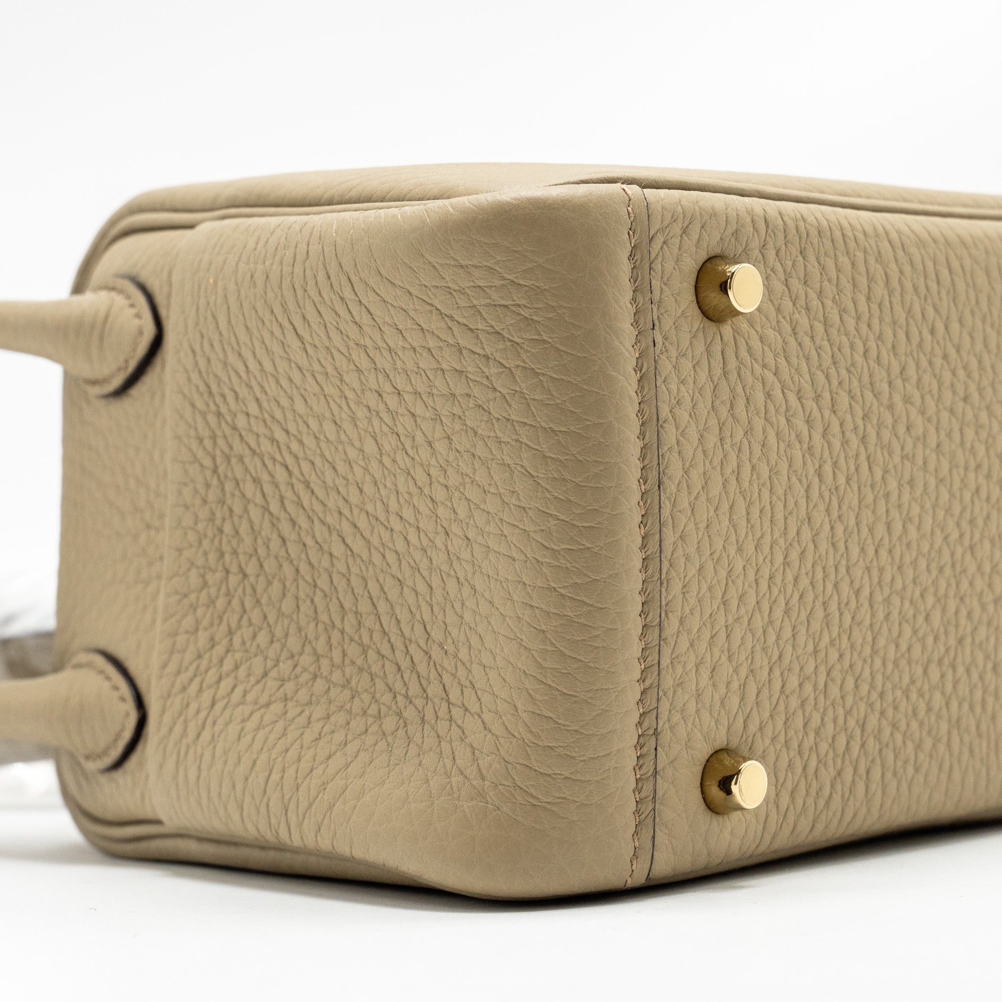 hermes-lindy-white
