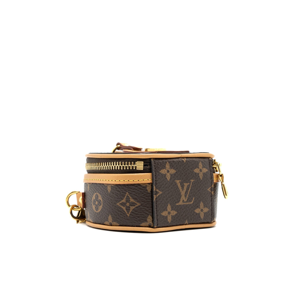louis-vuitton-boite-chapeau-mini-chain-bag-monogram-canvas-ghw