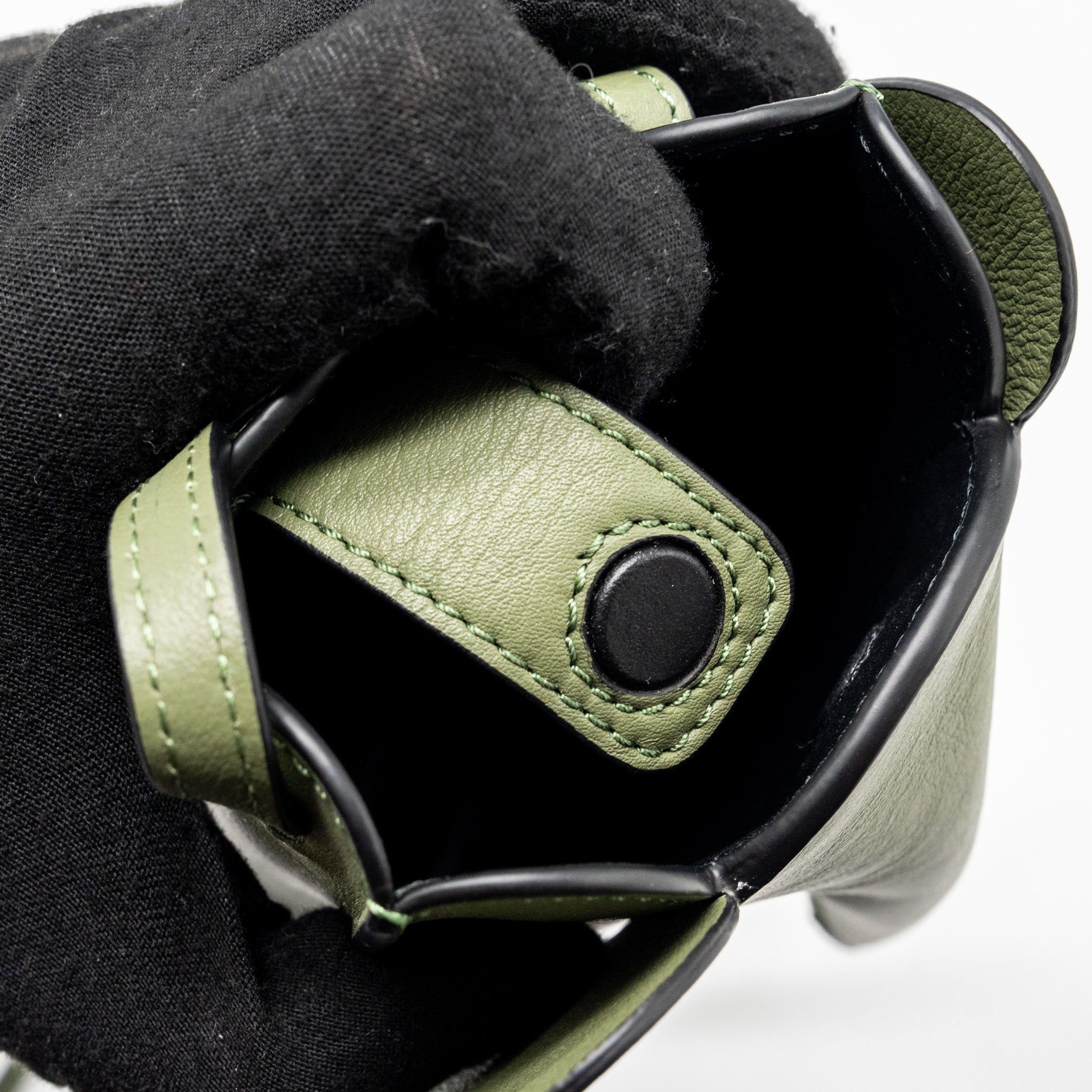 loewe-elephant-pocket-calfskin-avocado-green