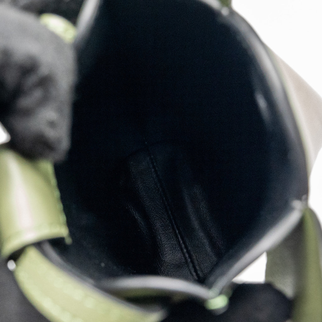 loewe-elephant-pocket-calfskin-avocado-green