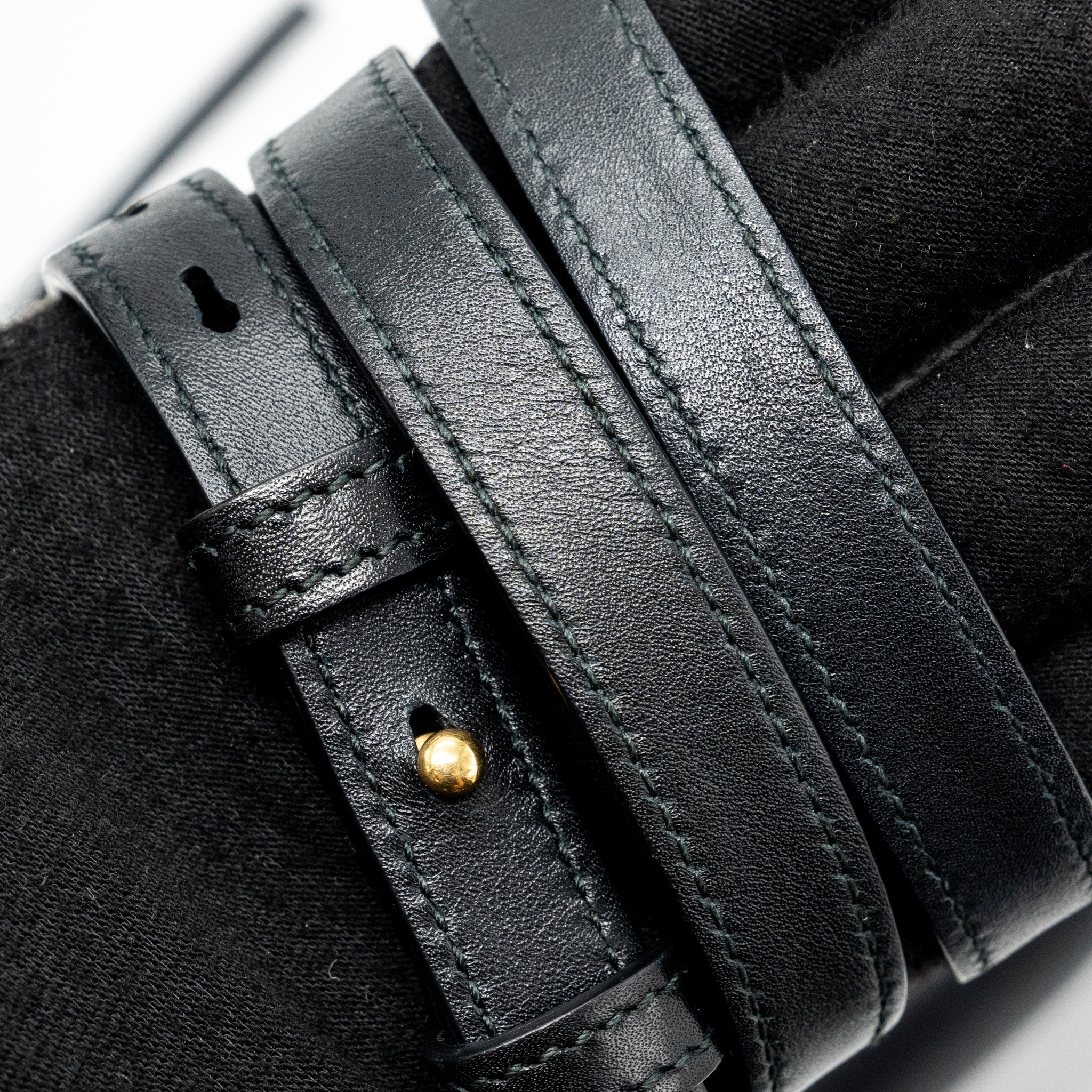 gucci-gg-marmont-matelasse-camera-shoulder-bag-black-ghw