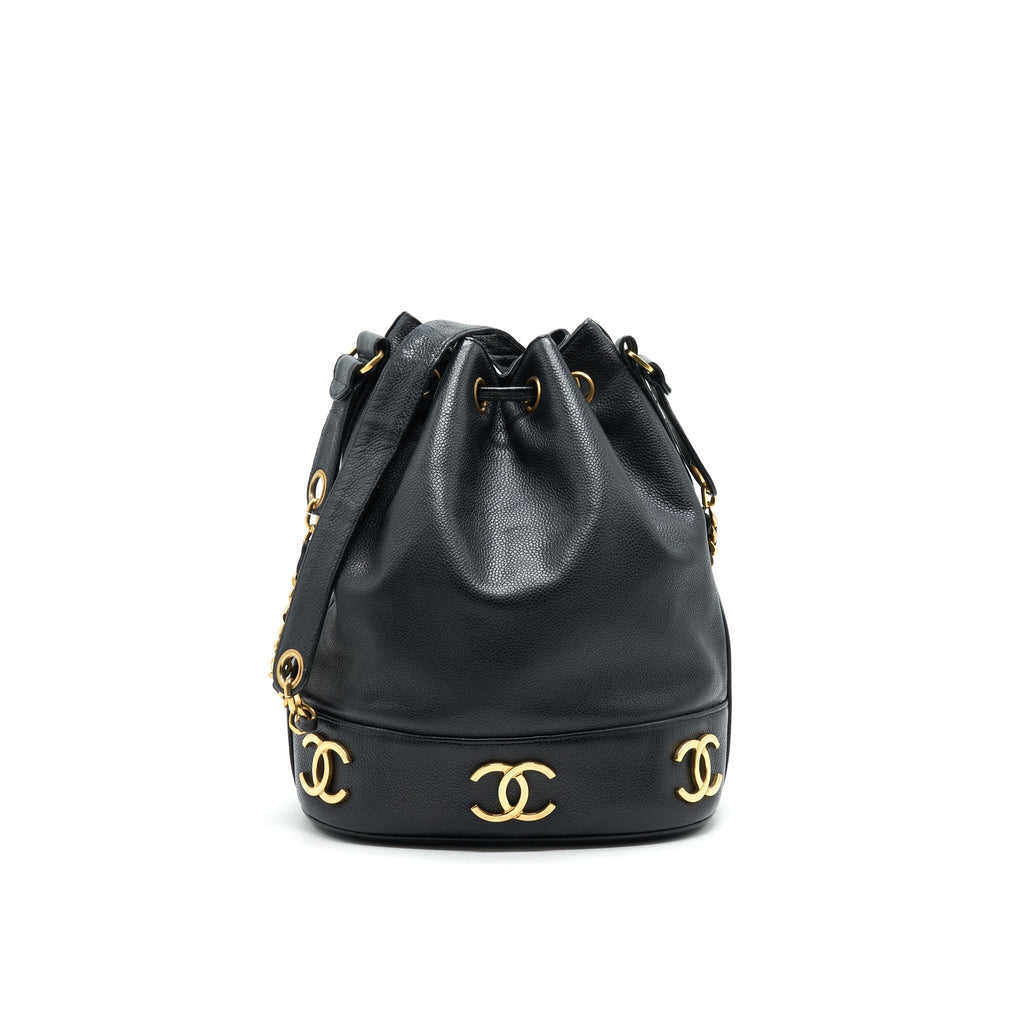 chanel-vintage-cc-logo-pearl-crush-caviar-bucket-bag-black