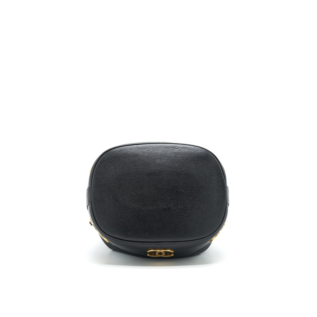 chanel-vintage-cc-logo-pearl-crush-caviar-bucket-bag-black