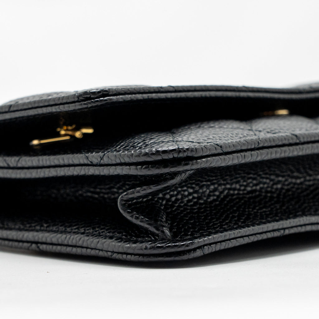 chanel-classic-wallet-on-chain-caviar-black-ghwmicrochip-3