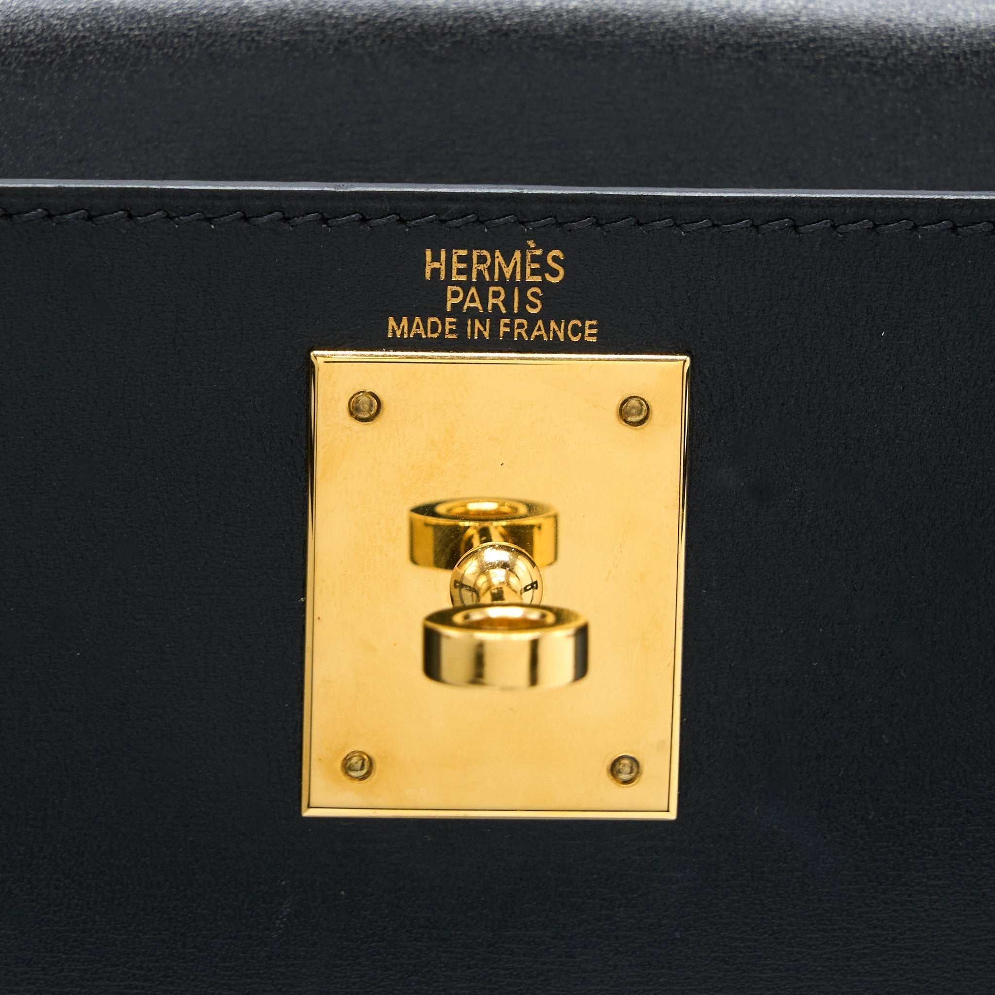 hermes-vintage-kelly-28-box-black-ghw-stamp-square-f