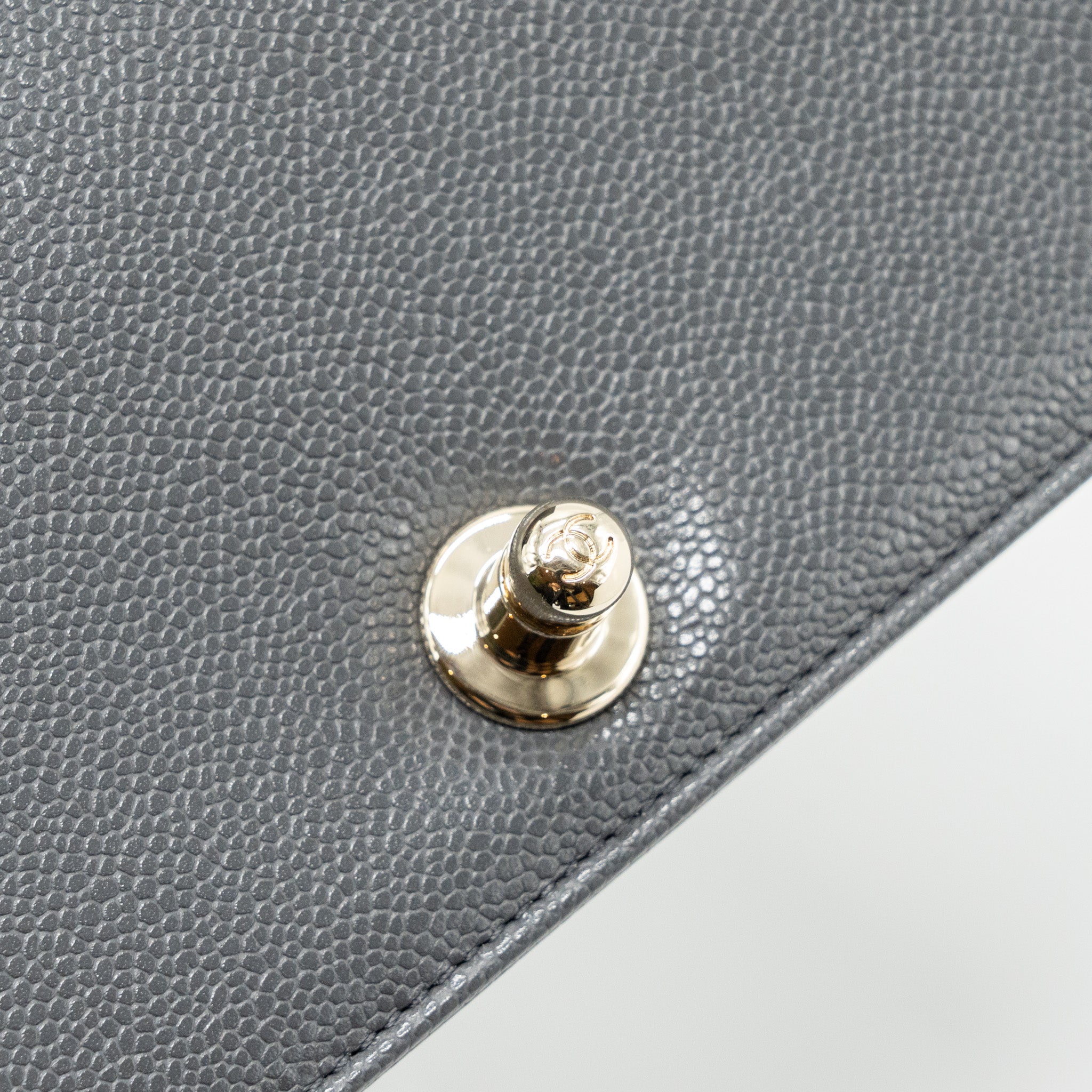 chanel-small-boy-bag-caviar-grey-lghw-microchip
