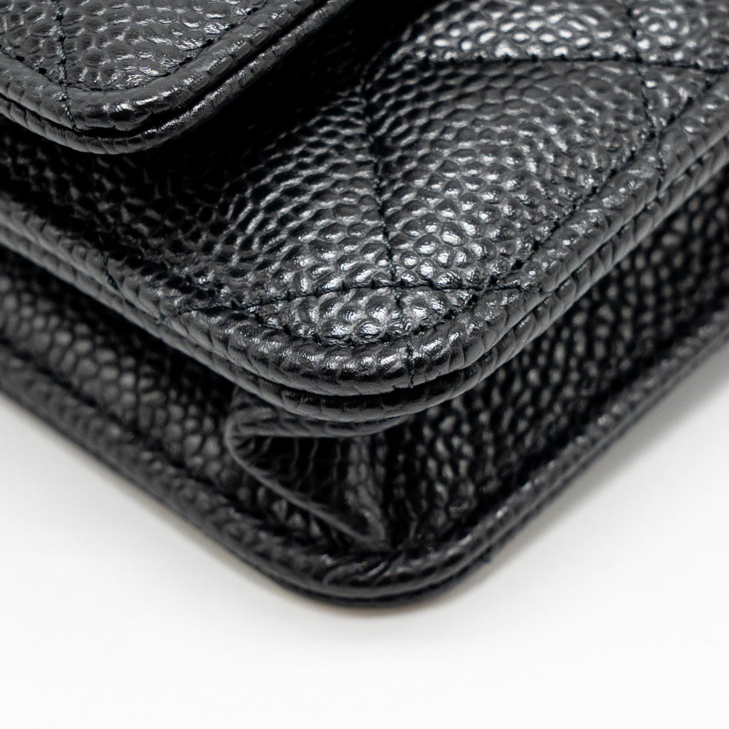 chanel-classic-wallet-on-chain-caviar-black-ghwmicrochip-3