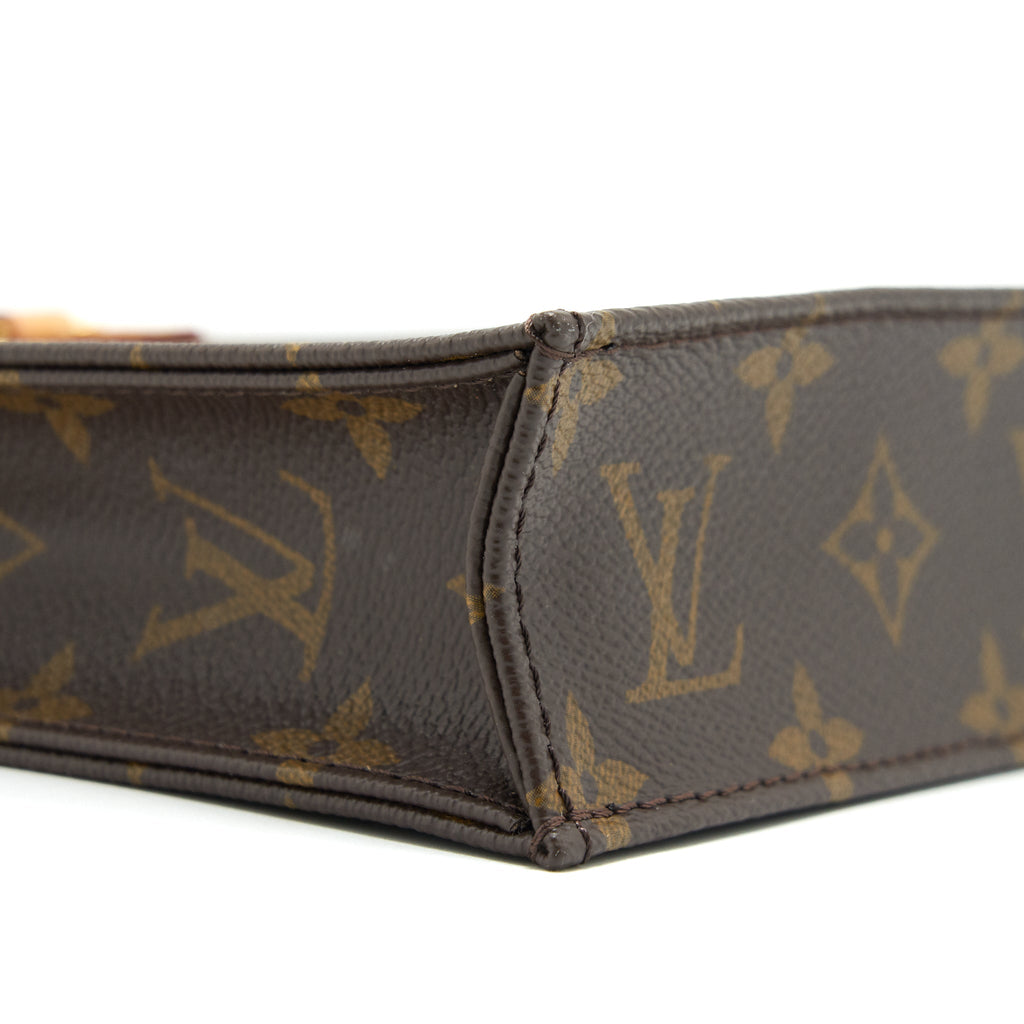 louis-vuitton-petit-sac-plat-in-monogram-2