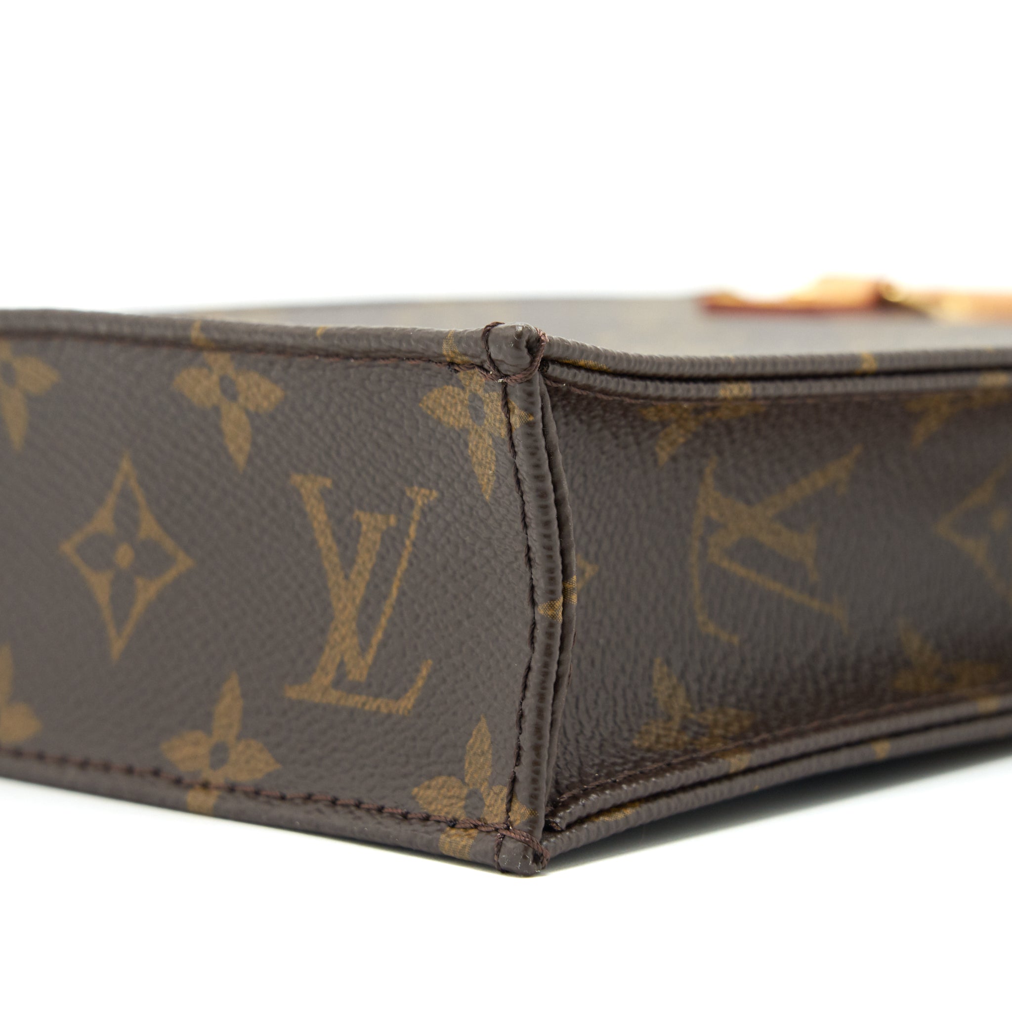 louis-vuitton-petit-sac-plat-in-monogram-2