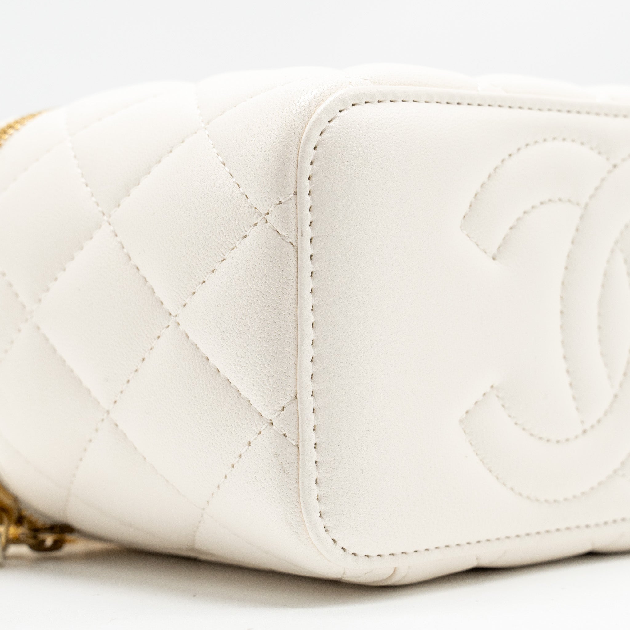 chanel-long-vanity-with-coco-letter-chain-lambskin-white-ghw-microchip