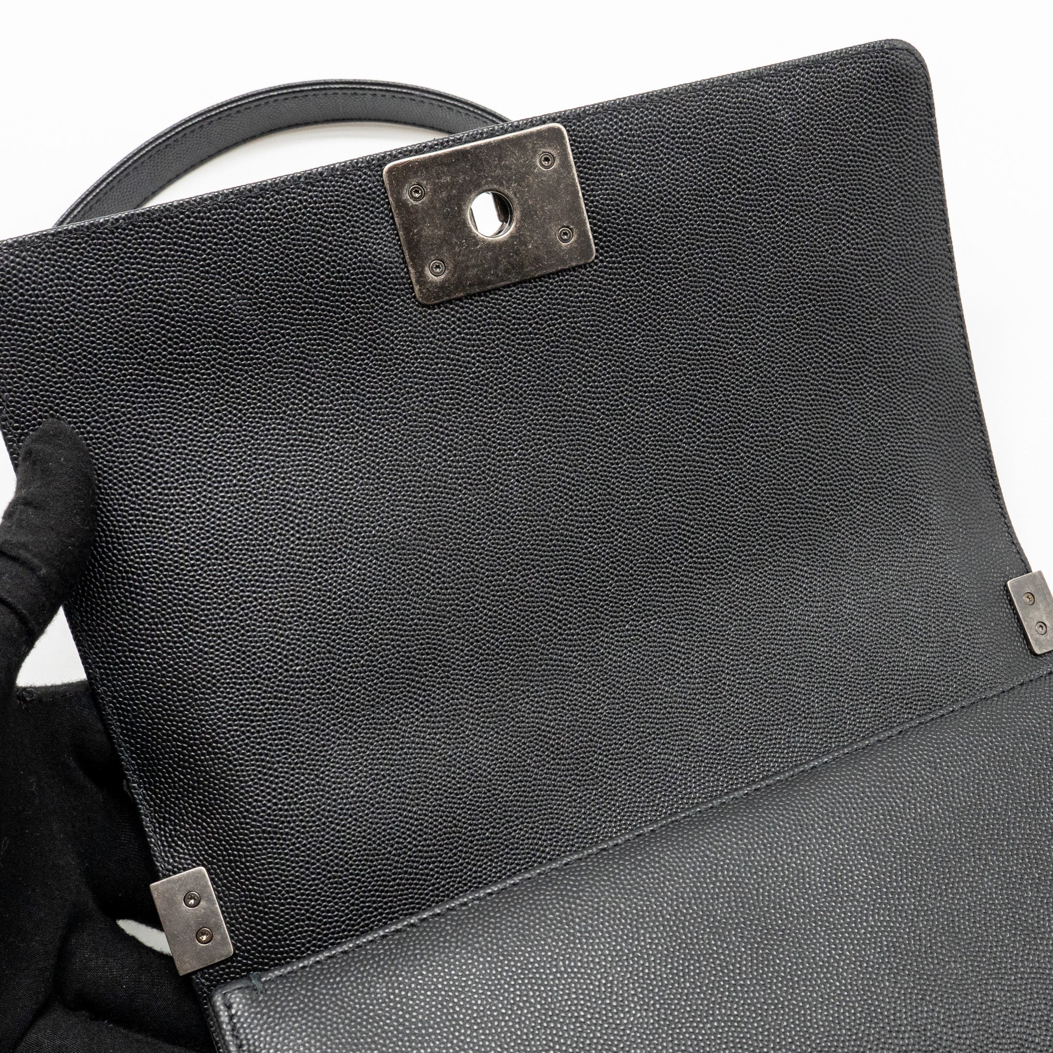 chanel-medium-boy-bag-caviar-black-ruthenium-hardware-1