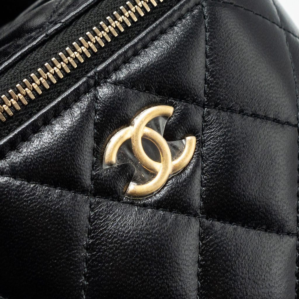 chanel-top-handle-mini-vanity-lambskin-black-ghw