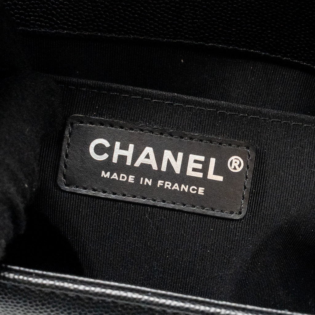 chanel-medium-boy-bag-caviar-black-ruthenium-hardware-1