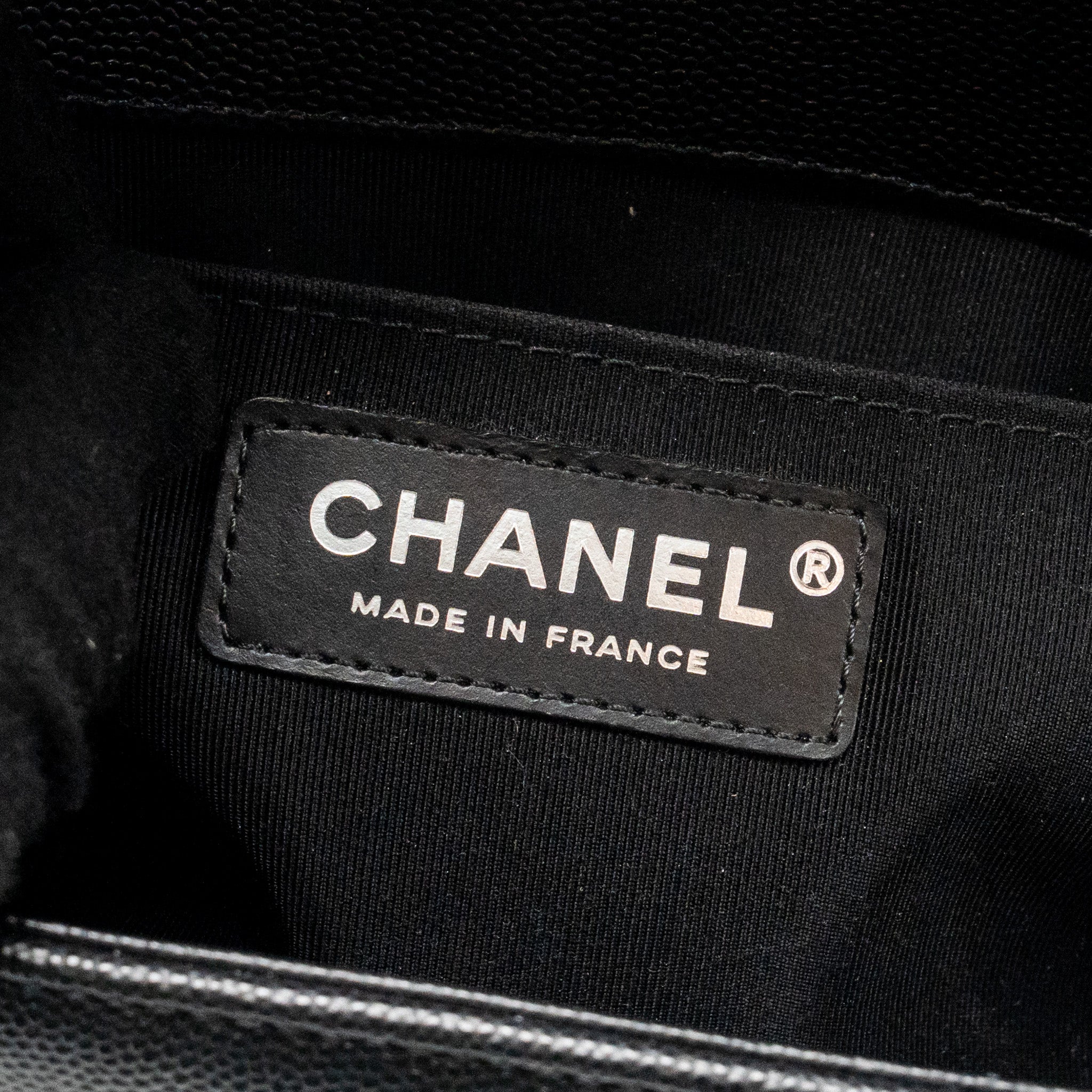 chanel-medium-boy-bag-caviar-black-ruthenium-hardware-1