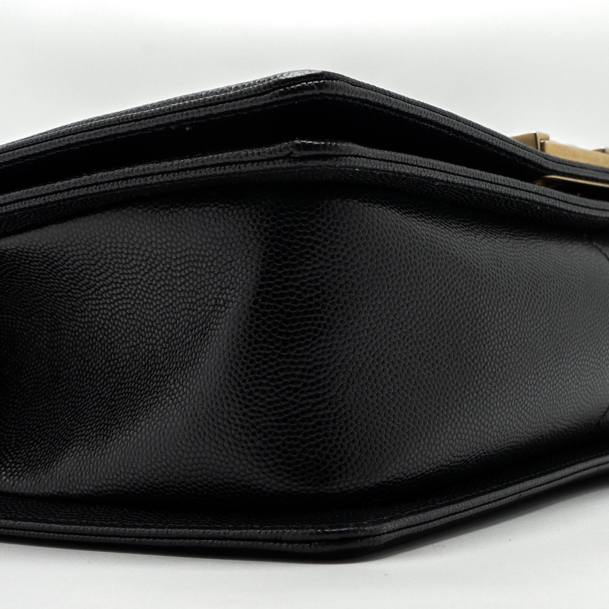 chanel-medium-classic-boy-bag-caviar-black-ghw
