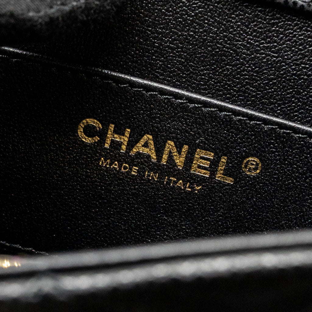 chanel-25s-mini-coco-crush-handle-bag-caviar-black-lghw-microchip