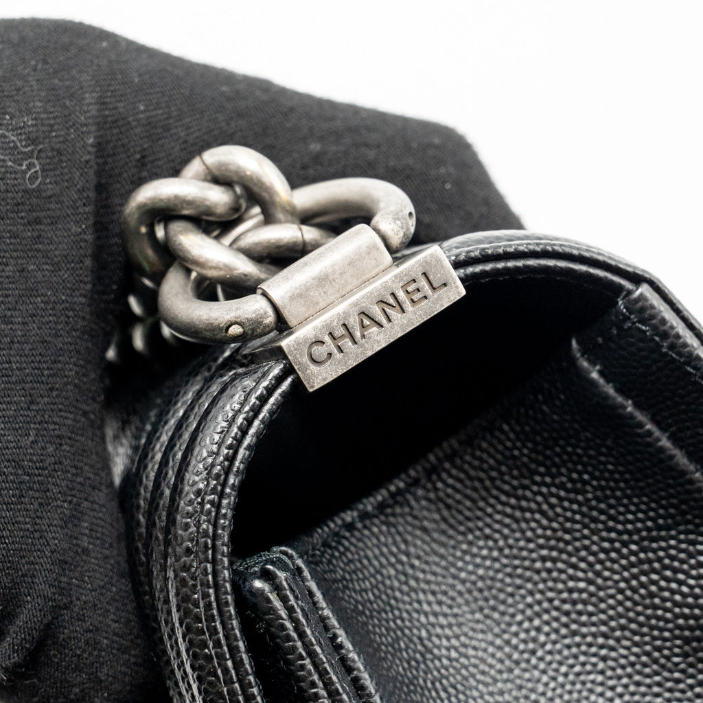 chanel-medium-boy-bag-caviar-black-ruthenium-hardware-1