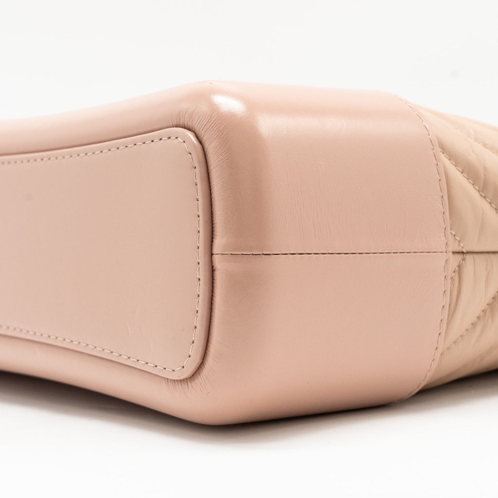 chanel-chevron-gabrielle-hobo-bag-calfskin-pink-beige-multicolour-hardware-copy