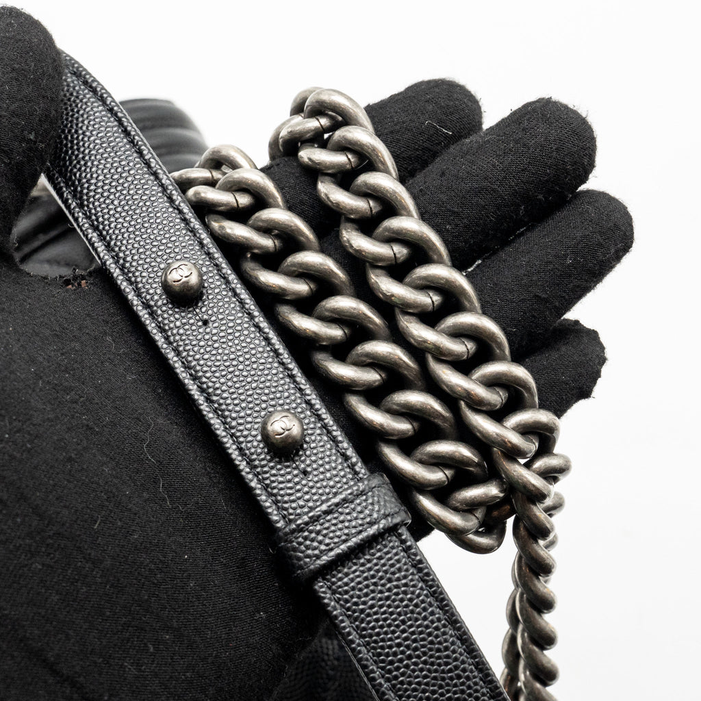 chanel-medium-boy-bag-caviar-black-ruthenium-hardware-1