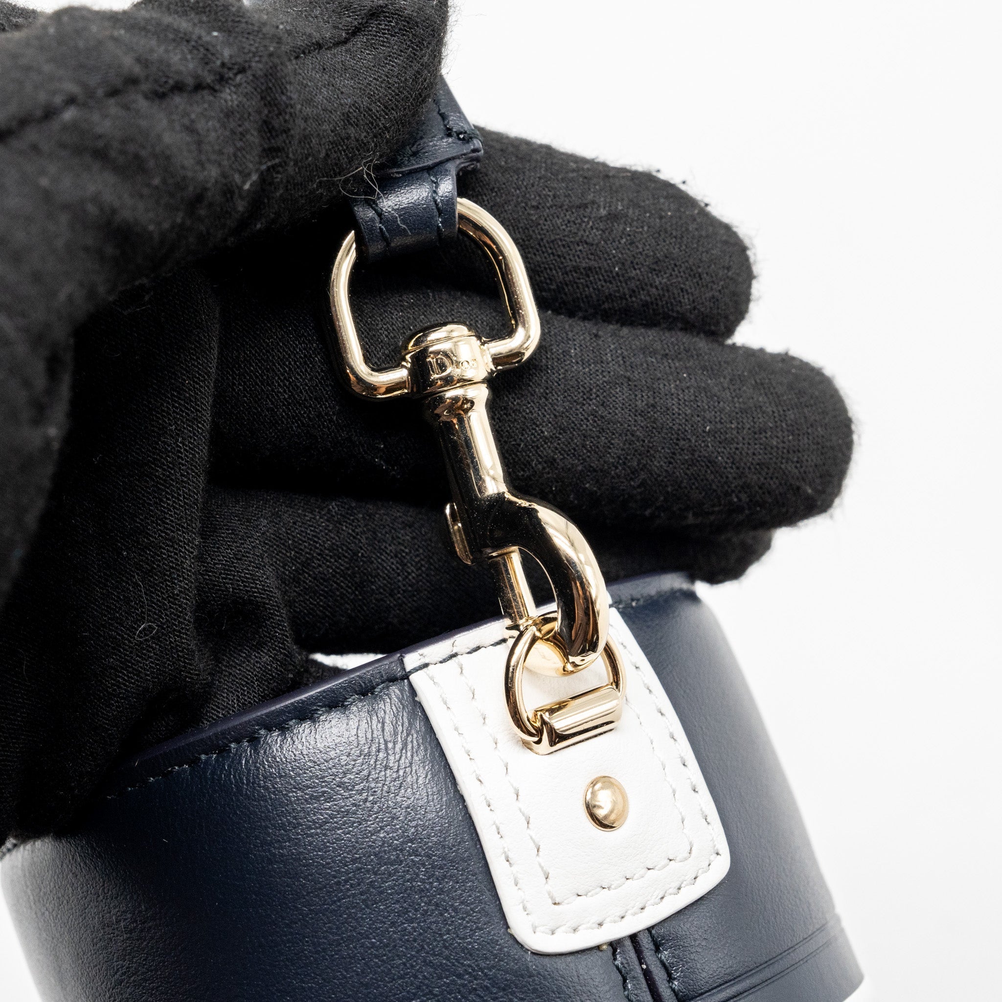 dior-micro-dior-vibe-bucket-bag-calfskin-blue-white-lghw