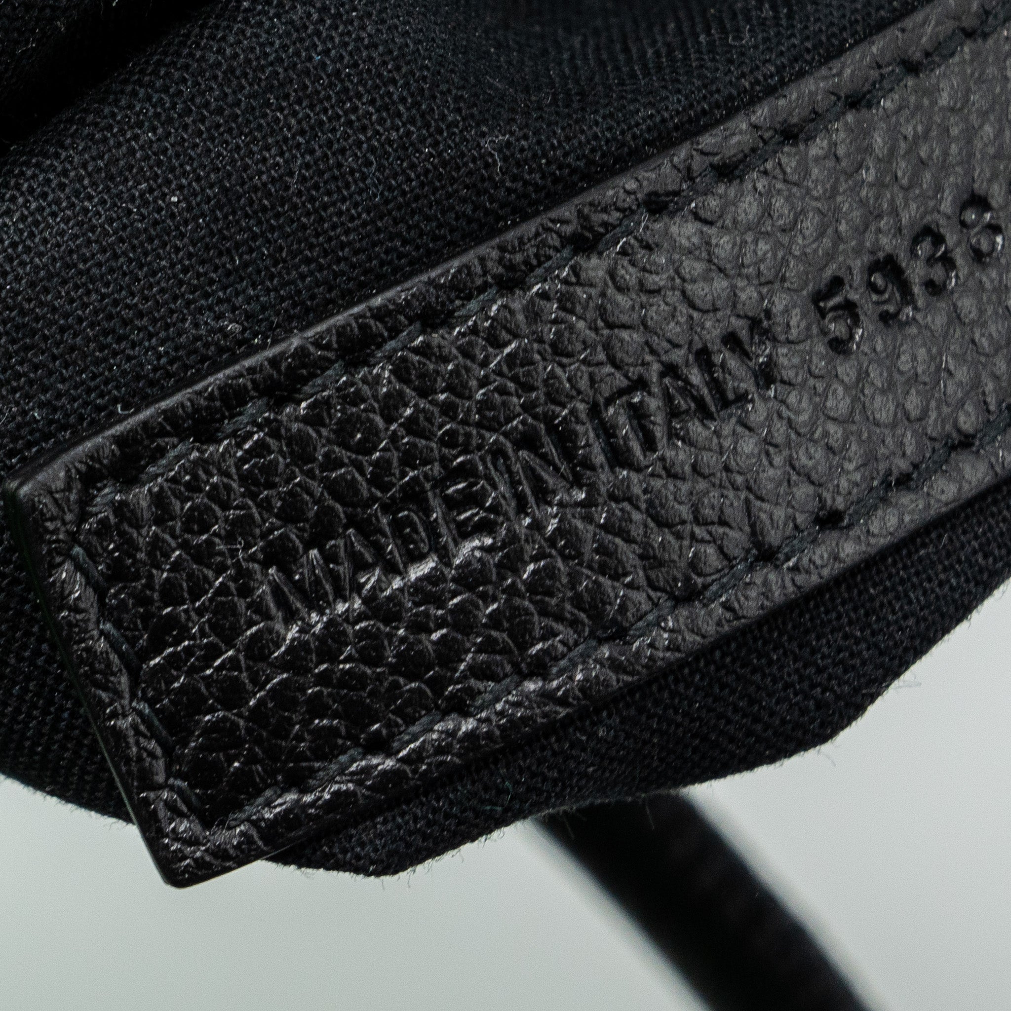balenciaga-shopping-iphone-holder-crocodile-embossed-leather-green-black-shw