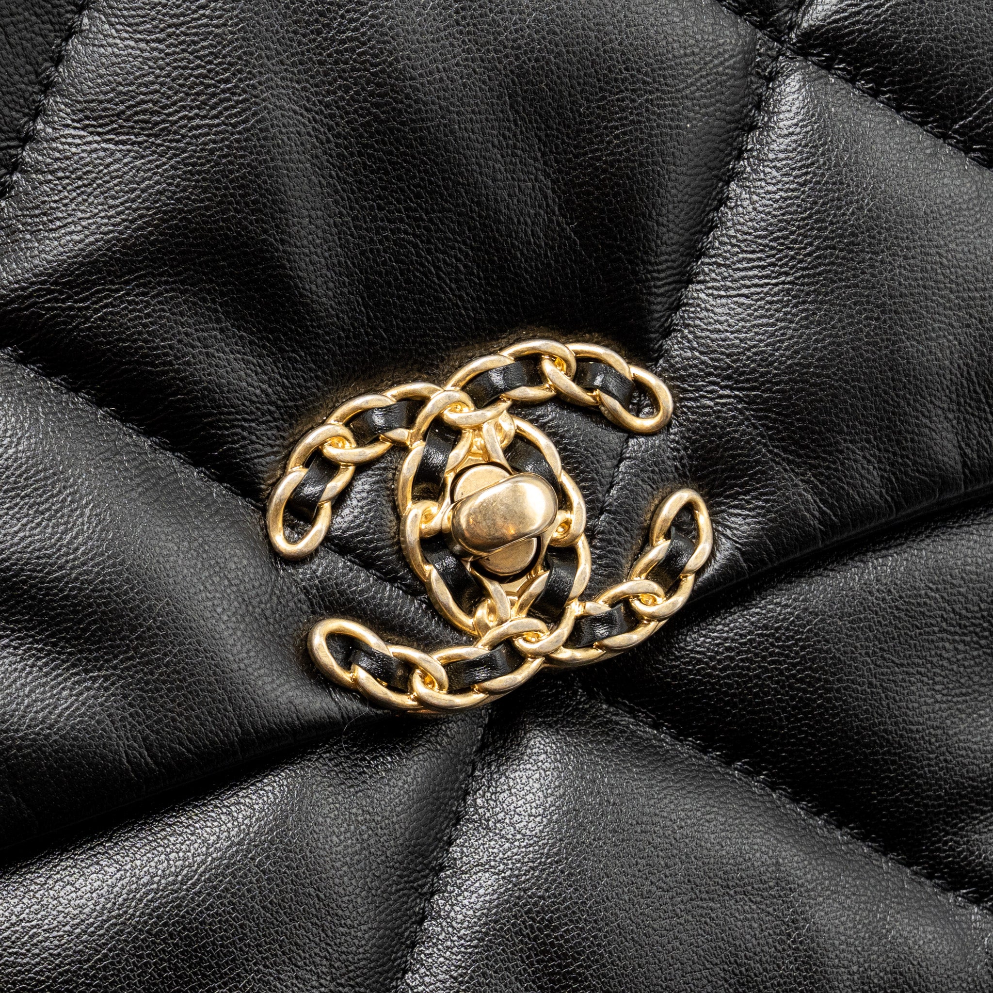 chanel-large-19-bag-goatskin-black-ghw