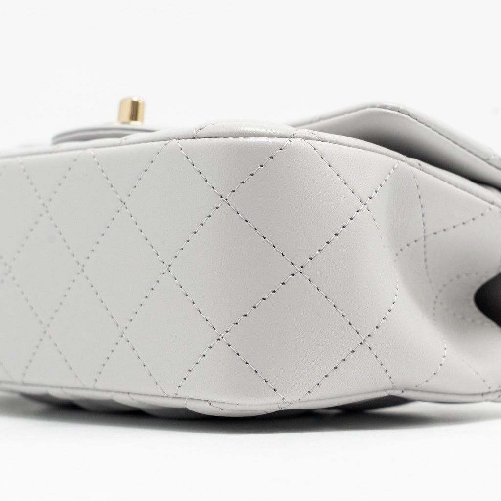 chanel-top-handle-mini-rectangular-flap-bag-lambskin-light-grey-lghw-microchip-copy