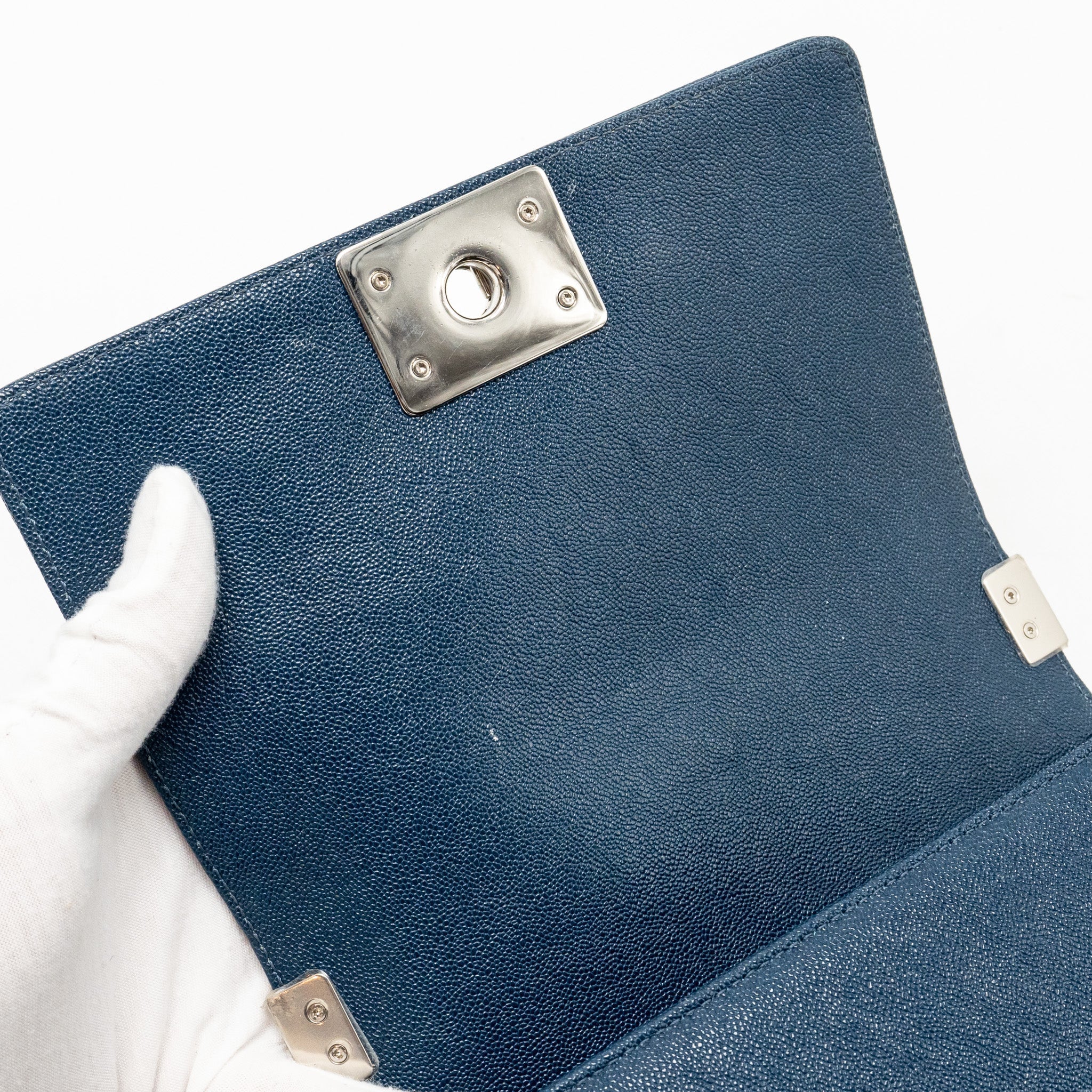 chanel-small-boy-bag-caviar-navy-shw