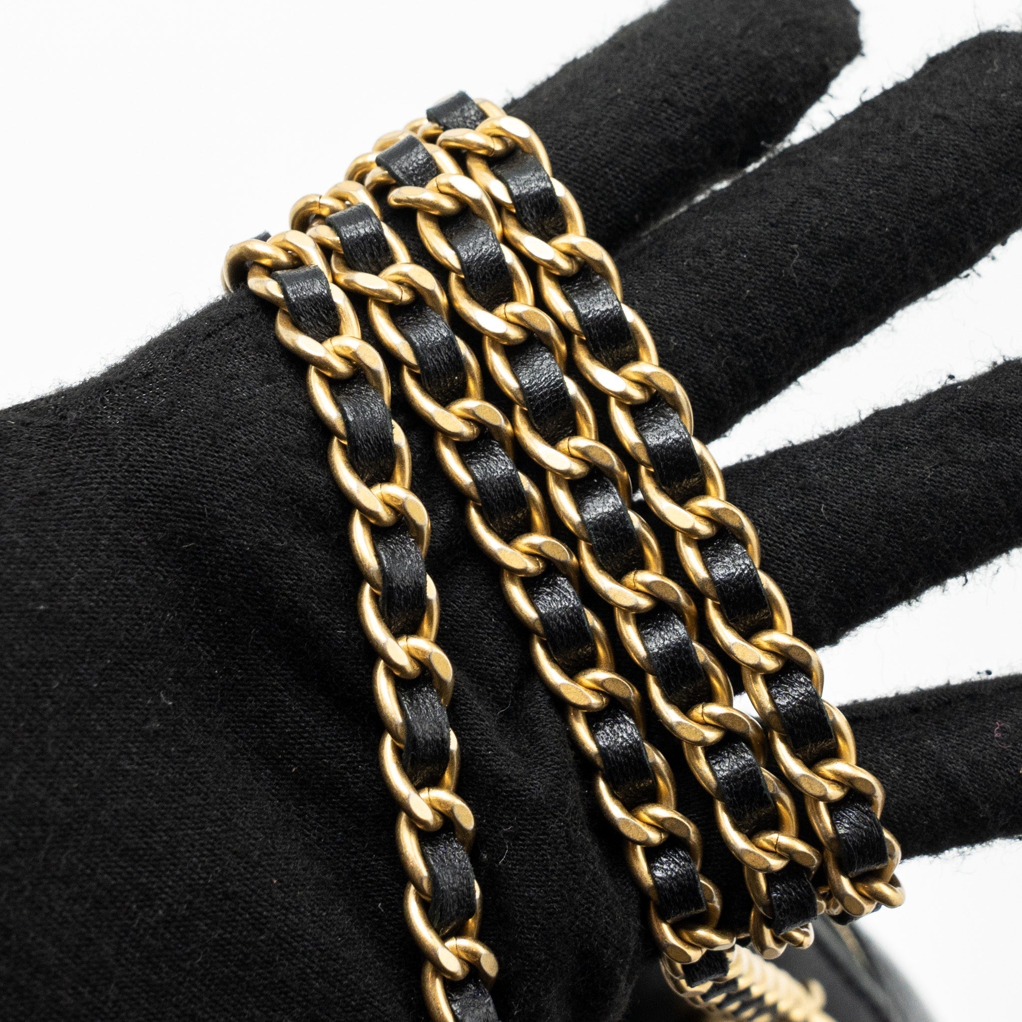 chanel-top-handle-mini-vanity-lambskin-black-ghw