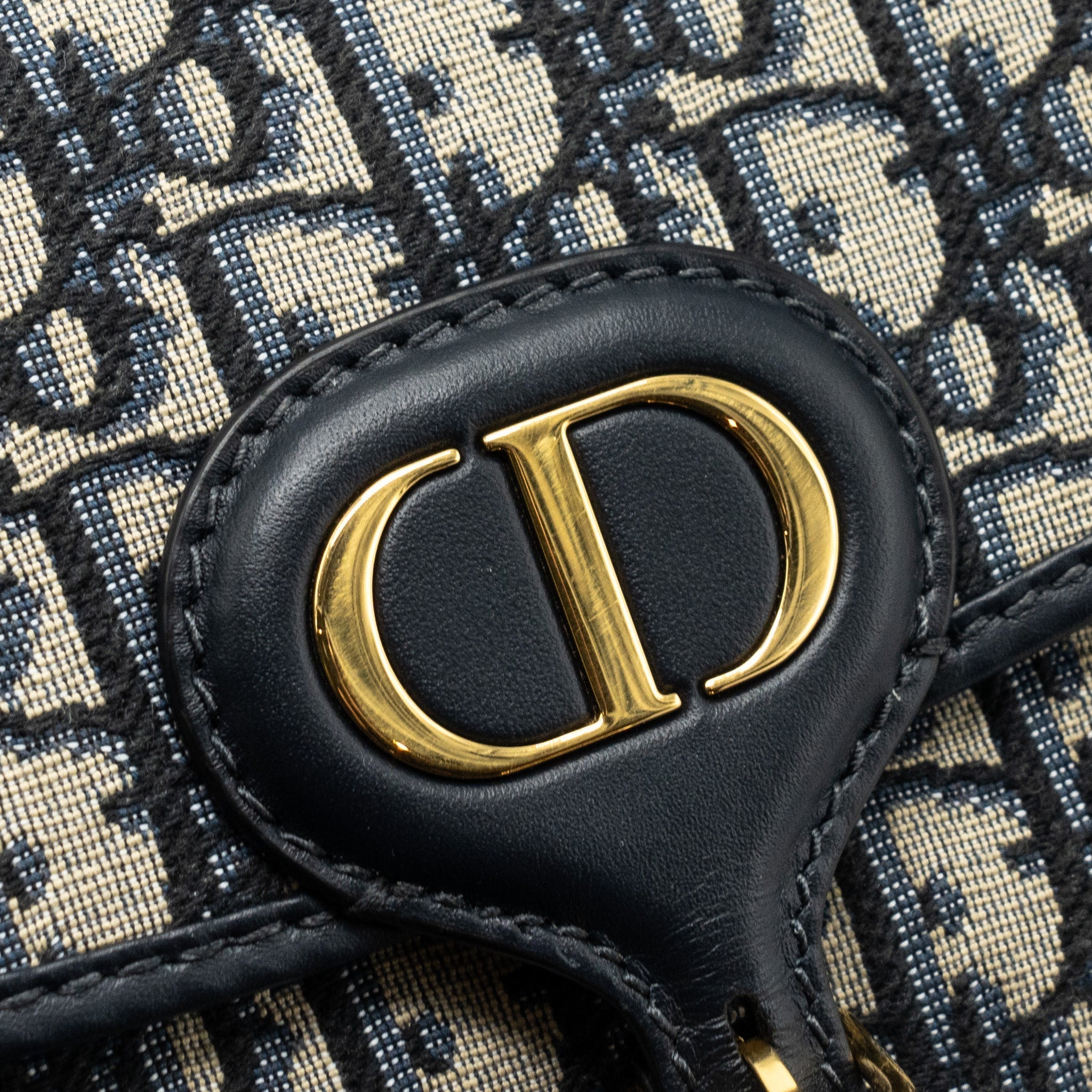 dior-bobby-east-west-bag-blue-oblique-jacquard-ghw-1