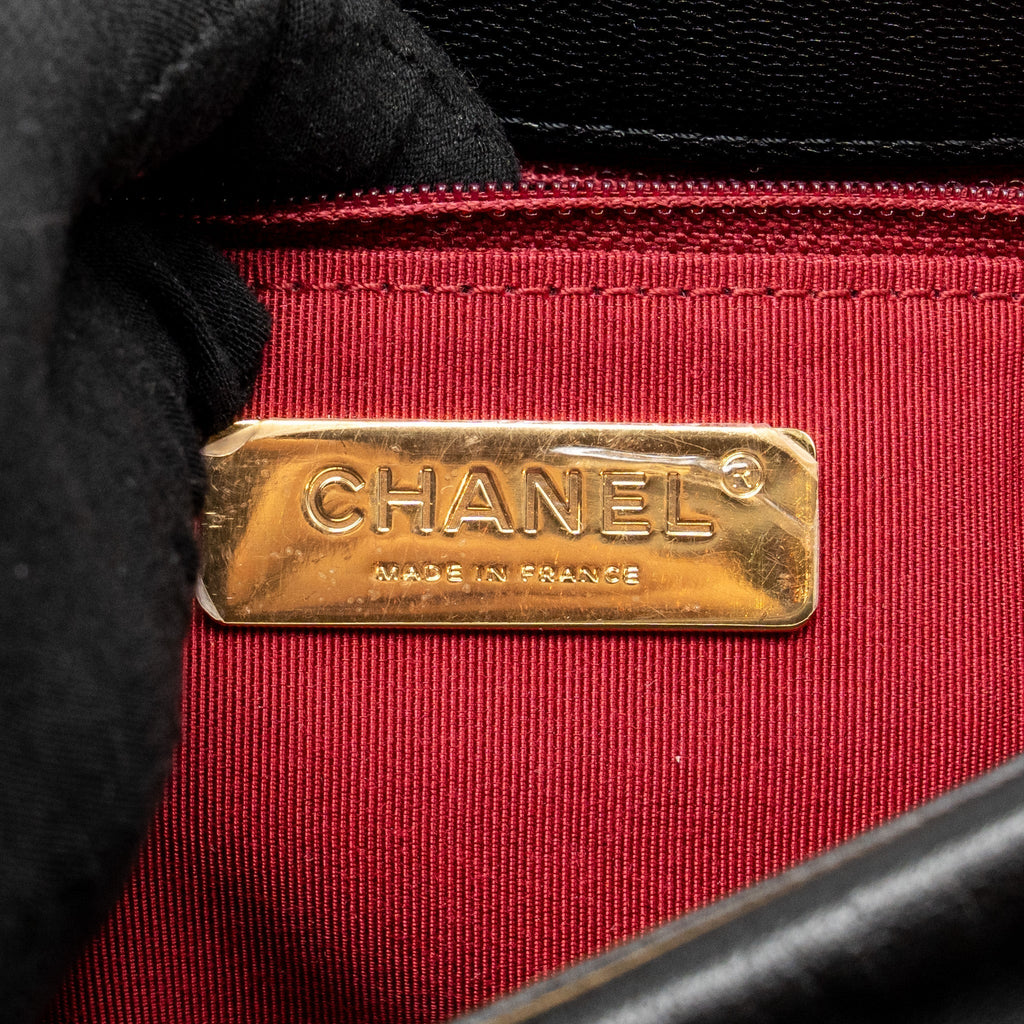 chanel-large-19-bag-goatskin-black-ghw