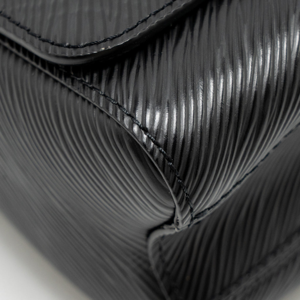 louis-vuitton-twist-pm-epi-leather-black-shw